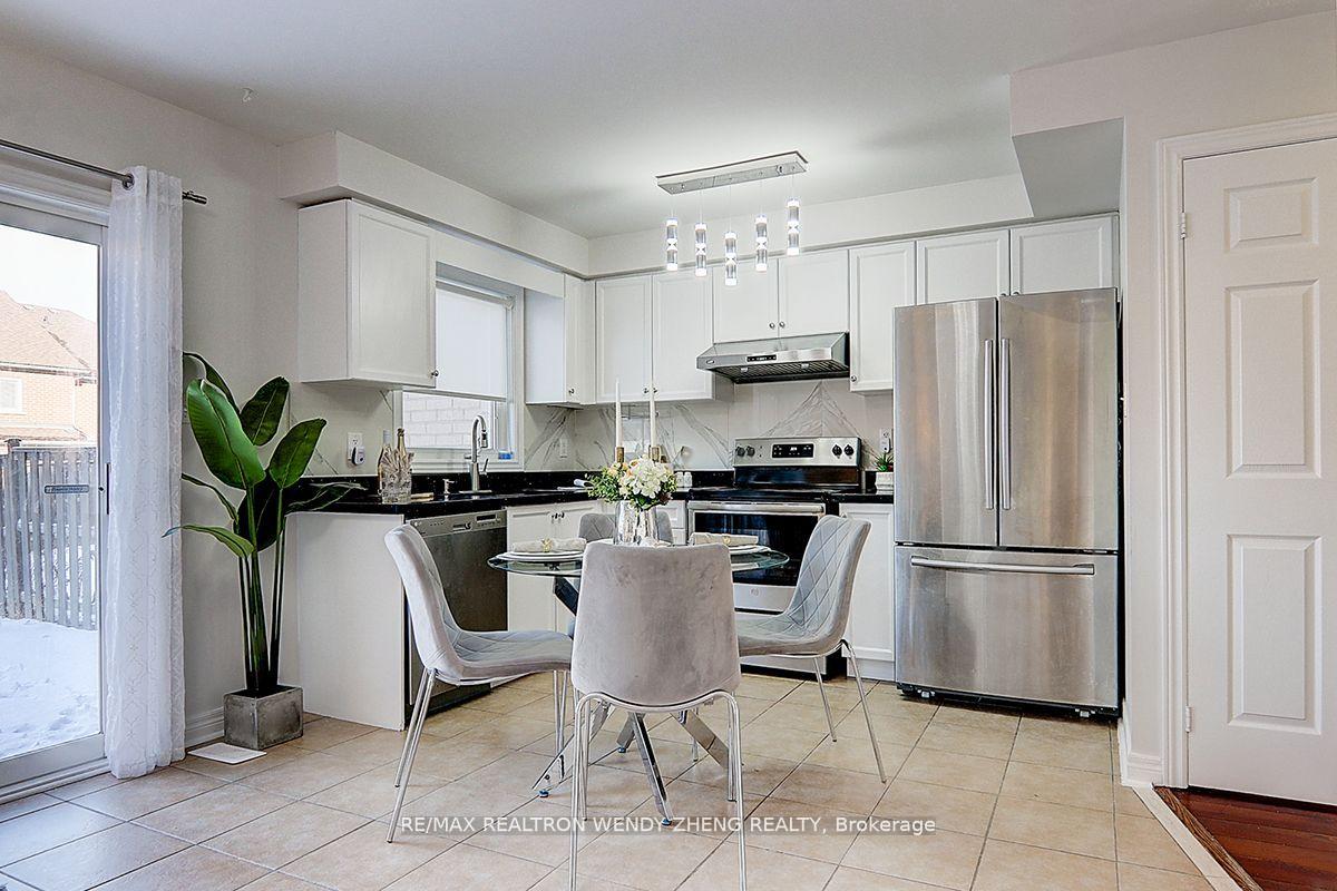Photo 11 of 60 Zio Carlo Drive, Markham, Village Green-South Unionville — HOMEH