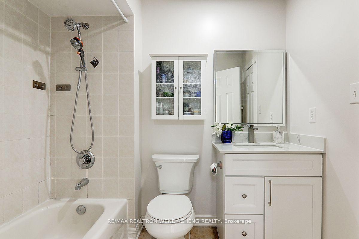 Photo 22 of 60 Zio Carlo Drive, Markham, Village Green-South Unionville — HOMEH