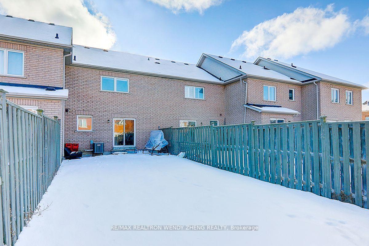 Photo 32 of 60 Zio Carlo Drive, Markham, Village Green-South Unionville — HOMEH
