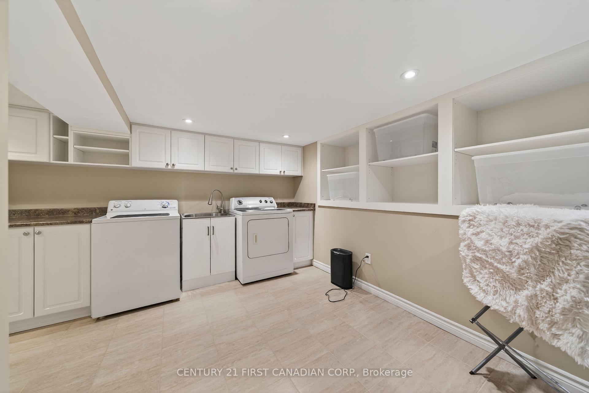Photo 22 of 160 Catherine Street, North Middlesex, Parkhill — HOMEH