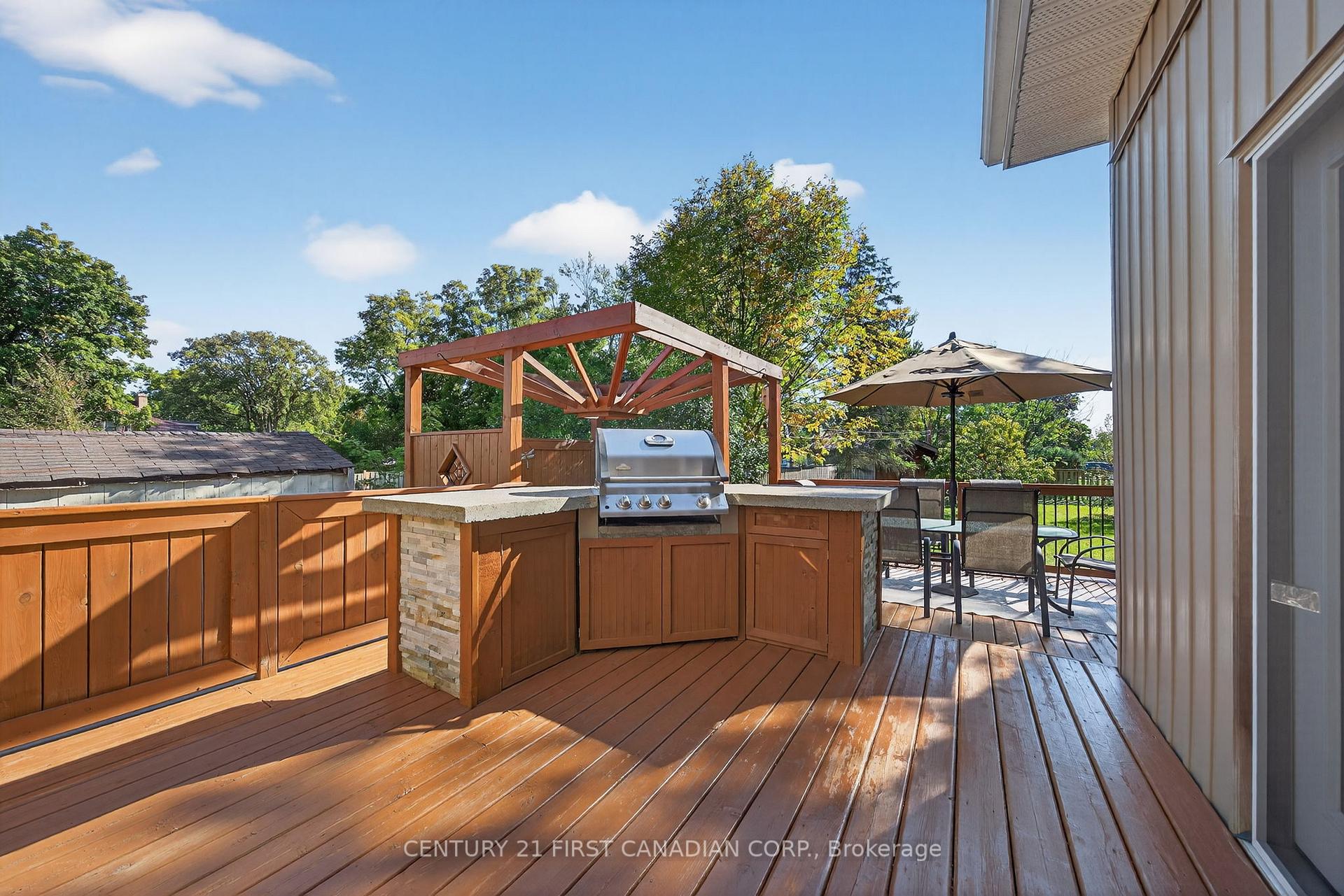 Photo 25 of 160 Catherine Street, North Middlesex, Parkhill — HOMEH