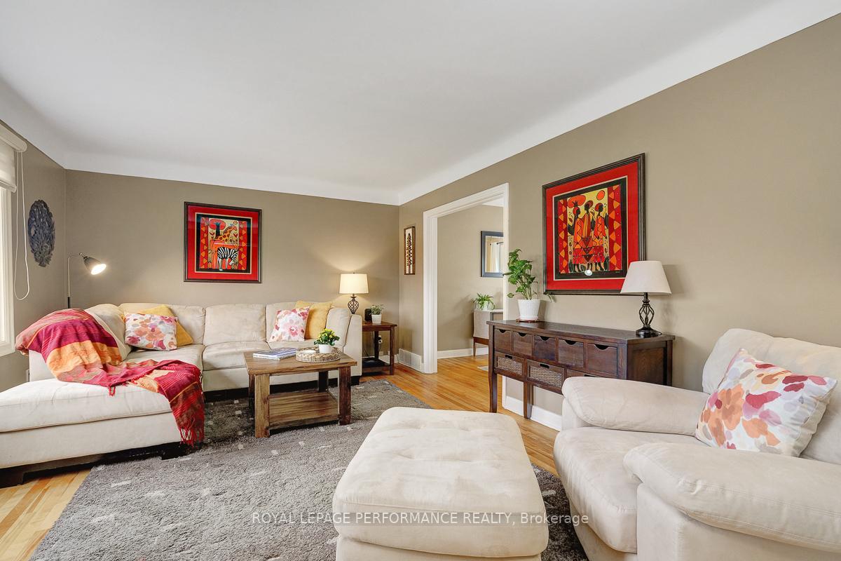 Photo 7 of 956 Telford Avenue, Ottawa, Overbrook/Castle Heights — HOMEH