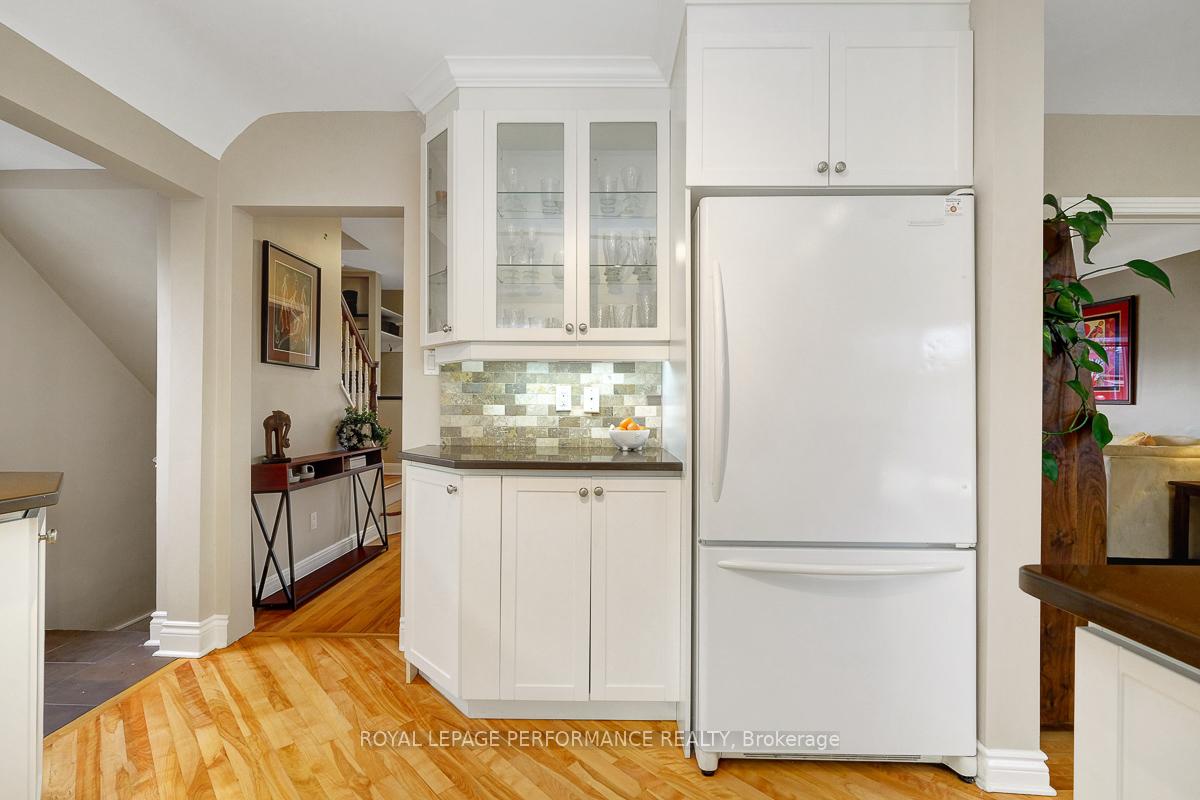 Photo 18 of 956 Telford Avenue, Ottawa, Overbrook/Castle Heights — HOMEH