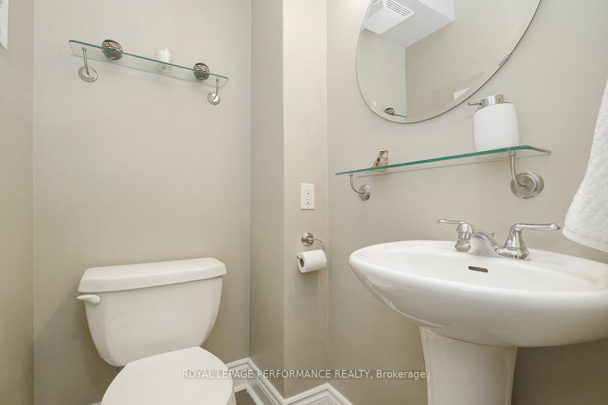 Photo 20 of 956 Telford Avenue, Ottawa, Overbrook/Castle Heights — HOMEH