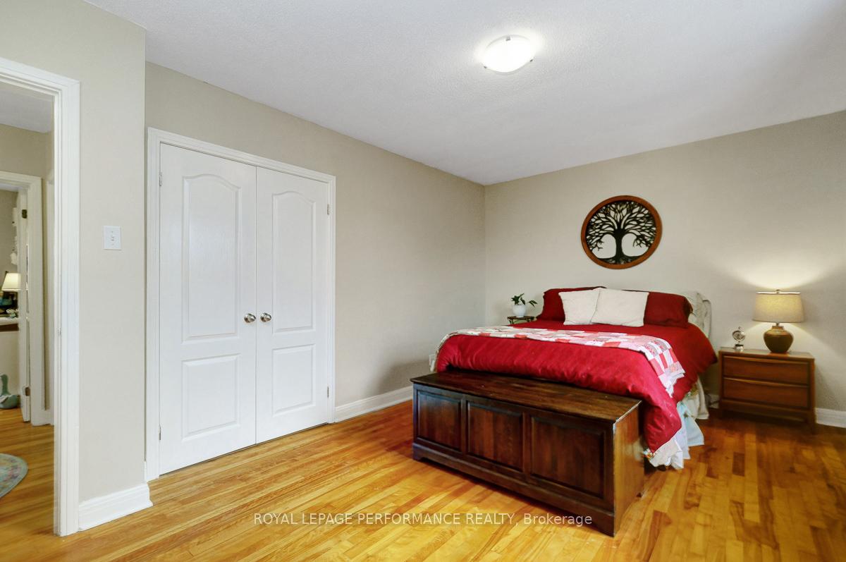 Photo 27 of 956 Telford Avenue, Ottawa, Overbrook/Castle Heights — HOMEH