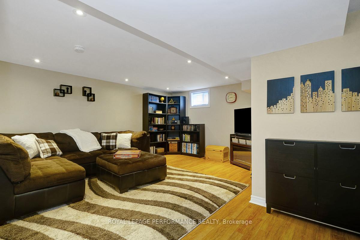 Photo 33 of 956 Telford Avenue, Ottawa, Overbrook/Castle Heights — HOMEH