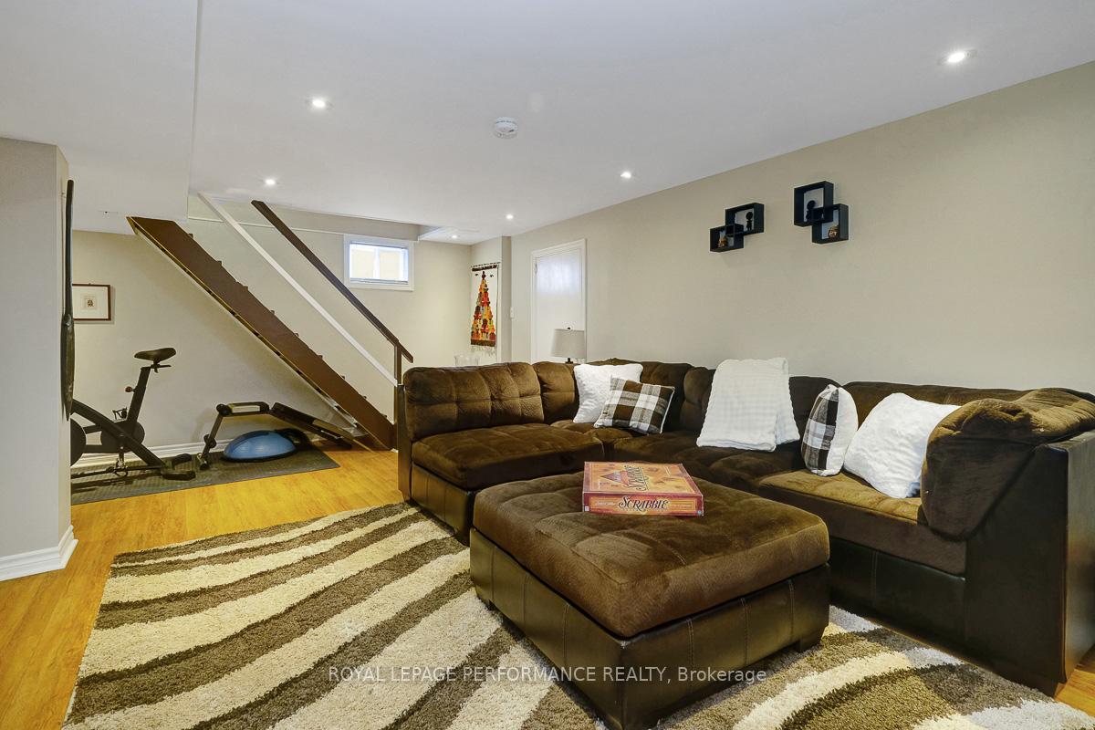 Photo 35 of 956 Telford Avenue, Ottawa, Overbrook/Castle Heights — HOMEH