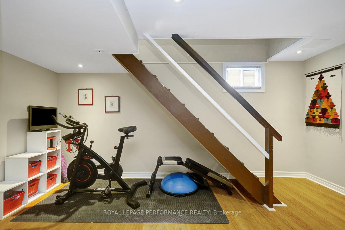 Photo 37 of 956 Telford Avenue, Ottawa, Overbrook/Castle Heights — HOMEH