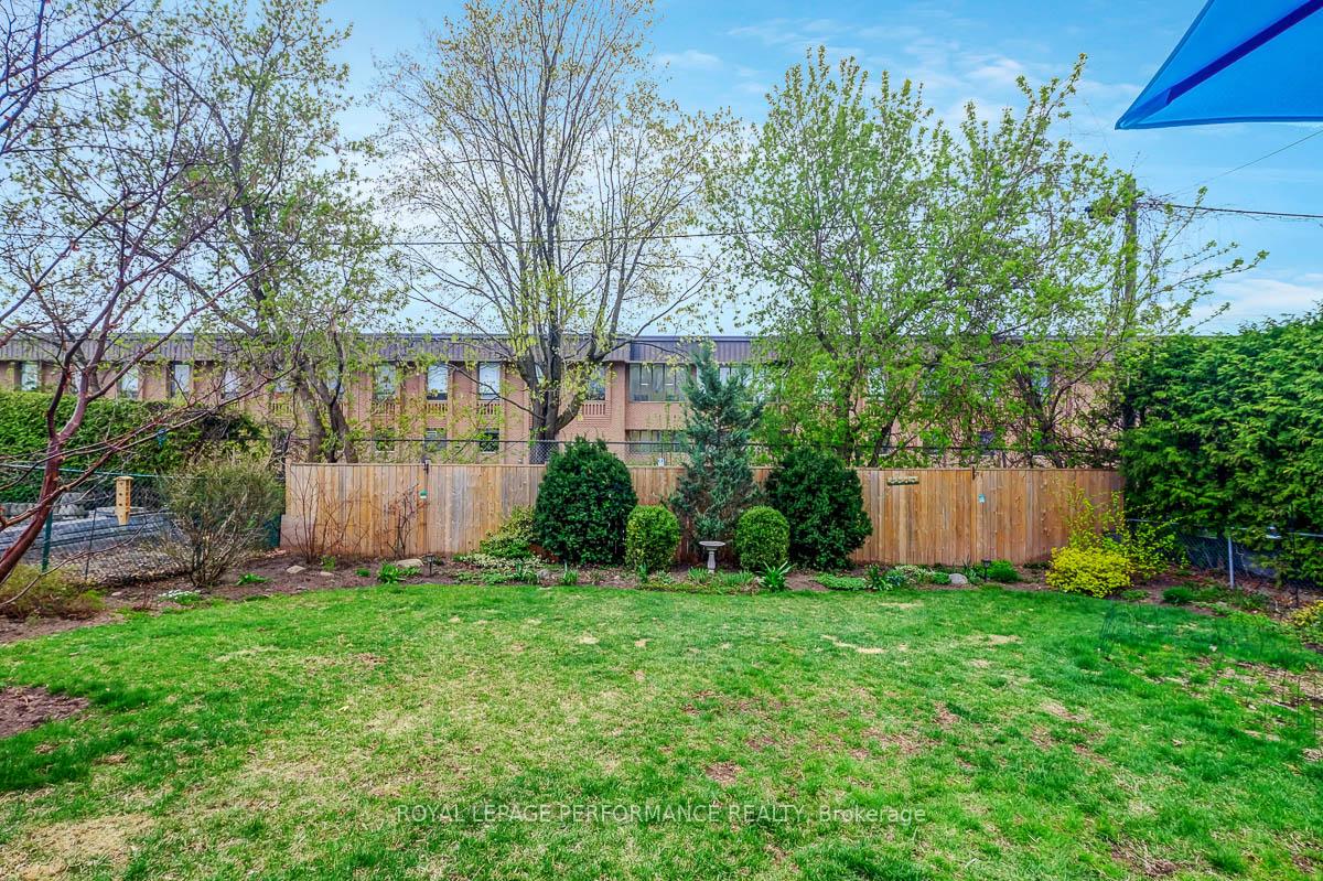 Photo 47 of 956 Telford Avenue, Ottawa, Overbrook/Castle Heights — HOMEH