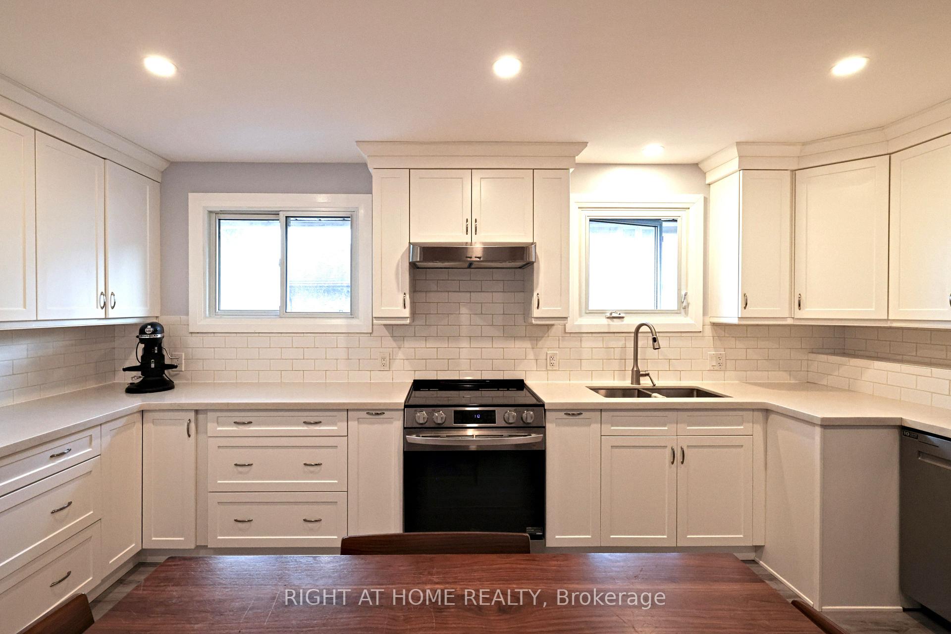 Photo 8 of 72 Claymore Crescent, Oshawa, Eastdale — HOMEH