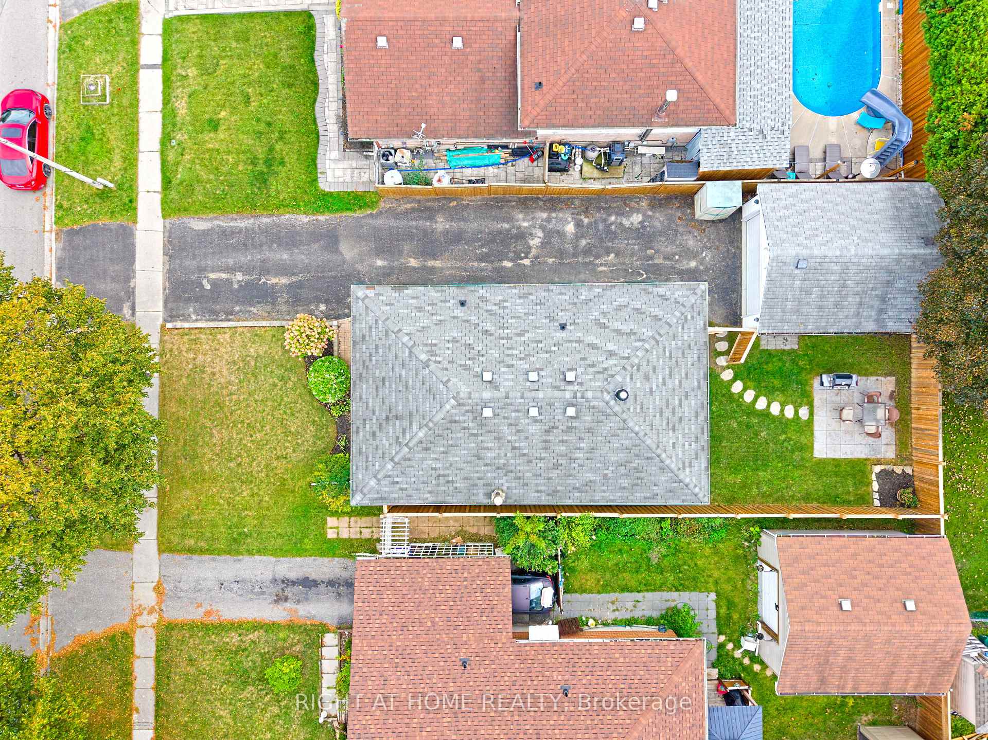 Photo 35 of 72 Claymore Crescent, Oshawa, Eastdale — HOMEH