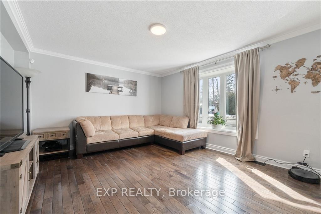 Photo 11 of 3561 Trim Road, Ottawa, Navan — HOMEH