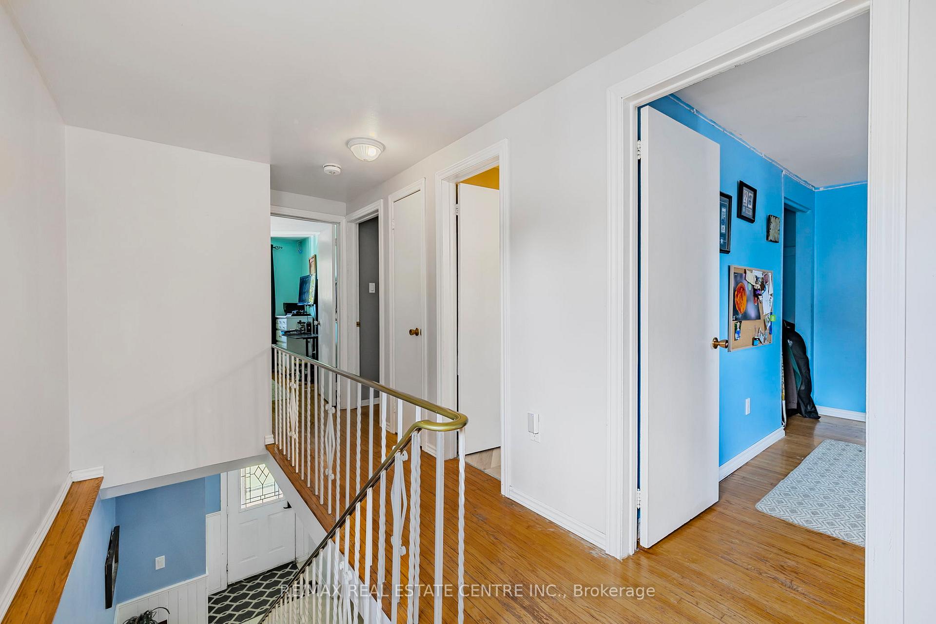 Photo 12 of 24 Carlton Drive, Orangeville — HOMEH