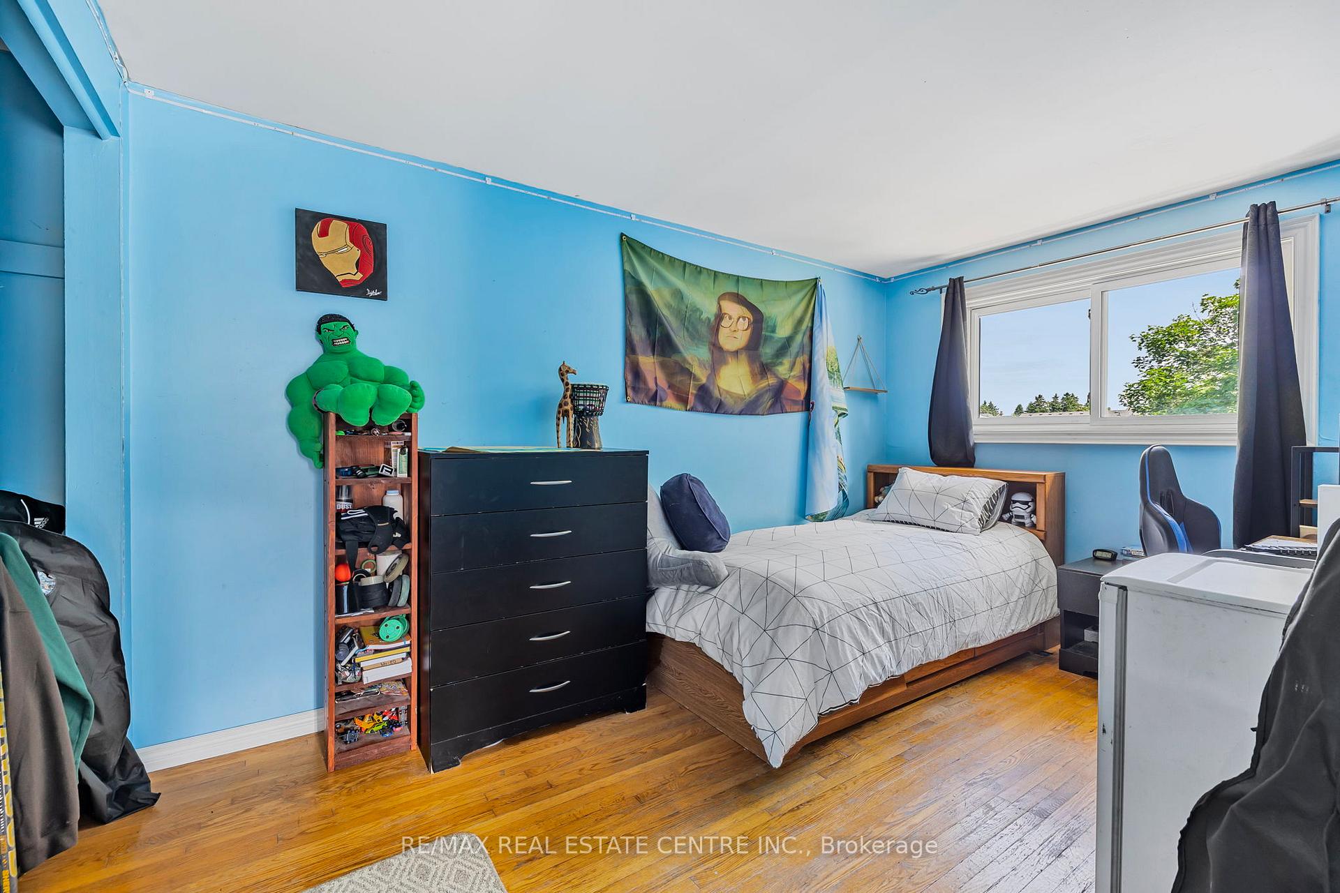 Photo 19 of 24 Carlton Drive, Orangeville — HOMEH