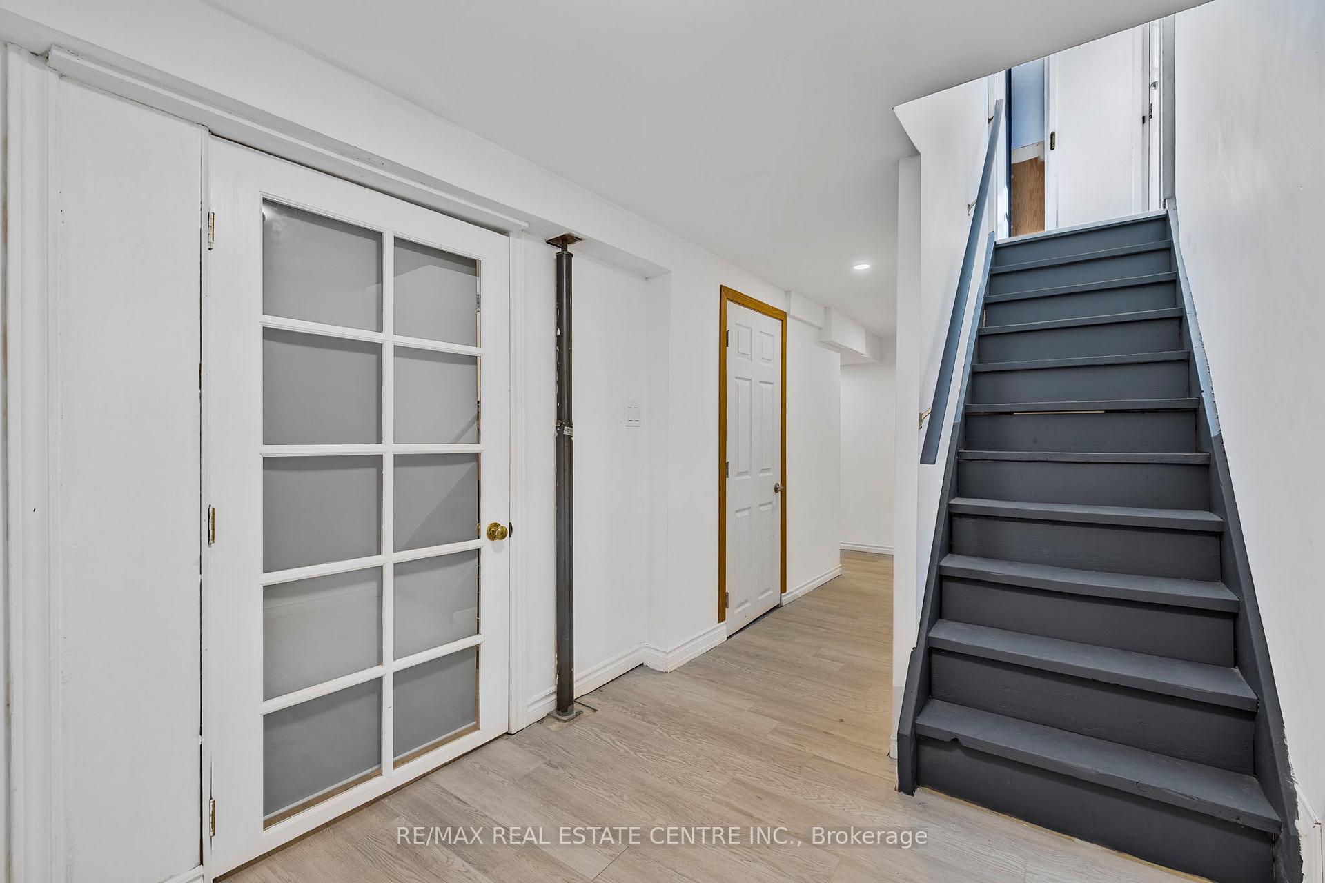 Photo 25 of 24 Carlton Drive, Orangeville — HOMEH