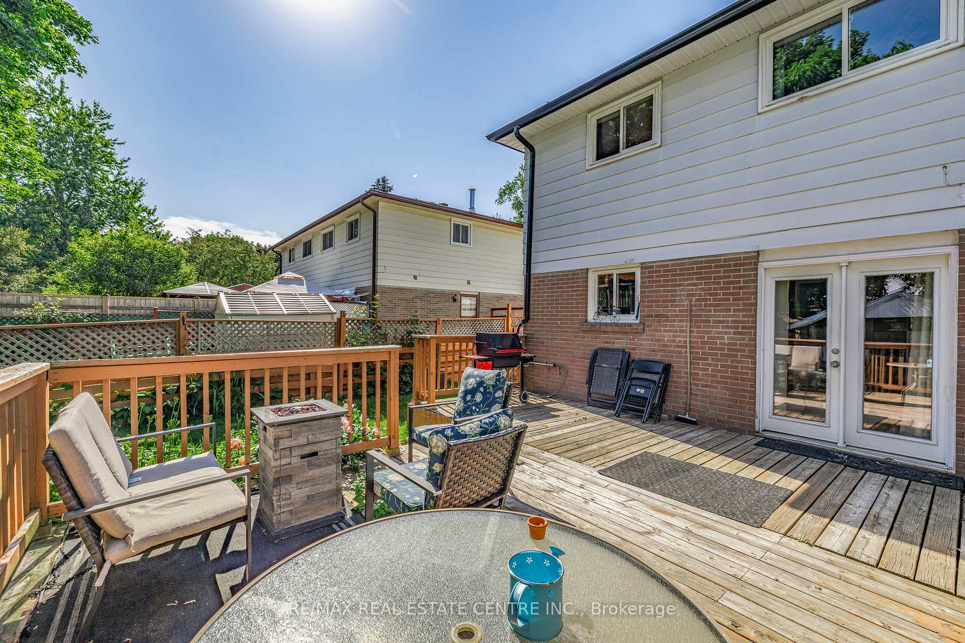 Photo 33 of 24 Carlton Drive, Orangeville — HOMEH