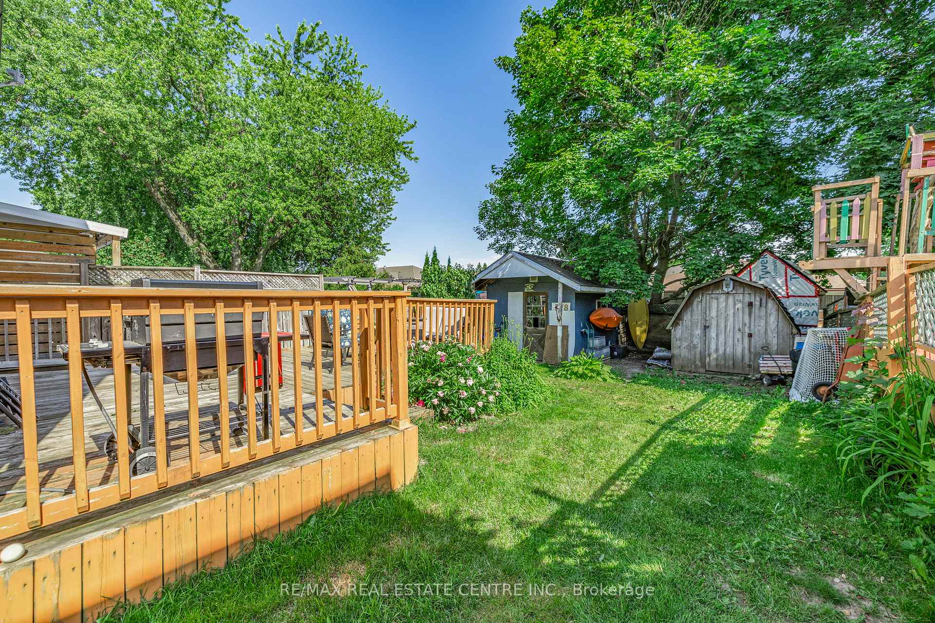 Photo 31 of 24 Carlton Drive, Orangeville — HOMEH