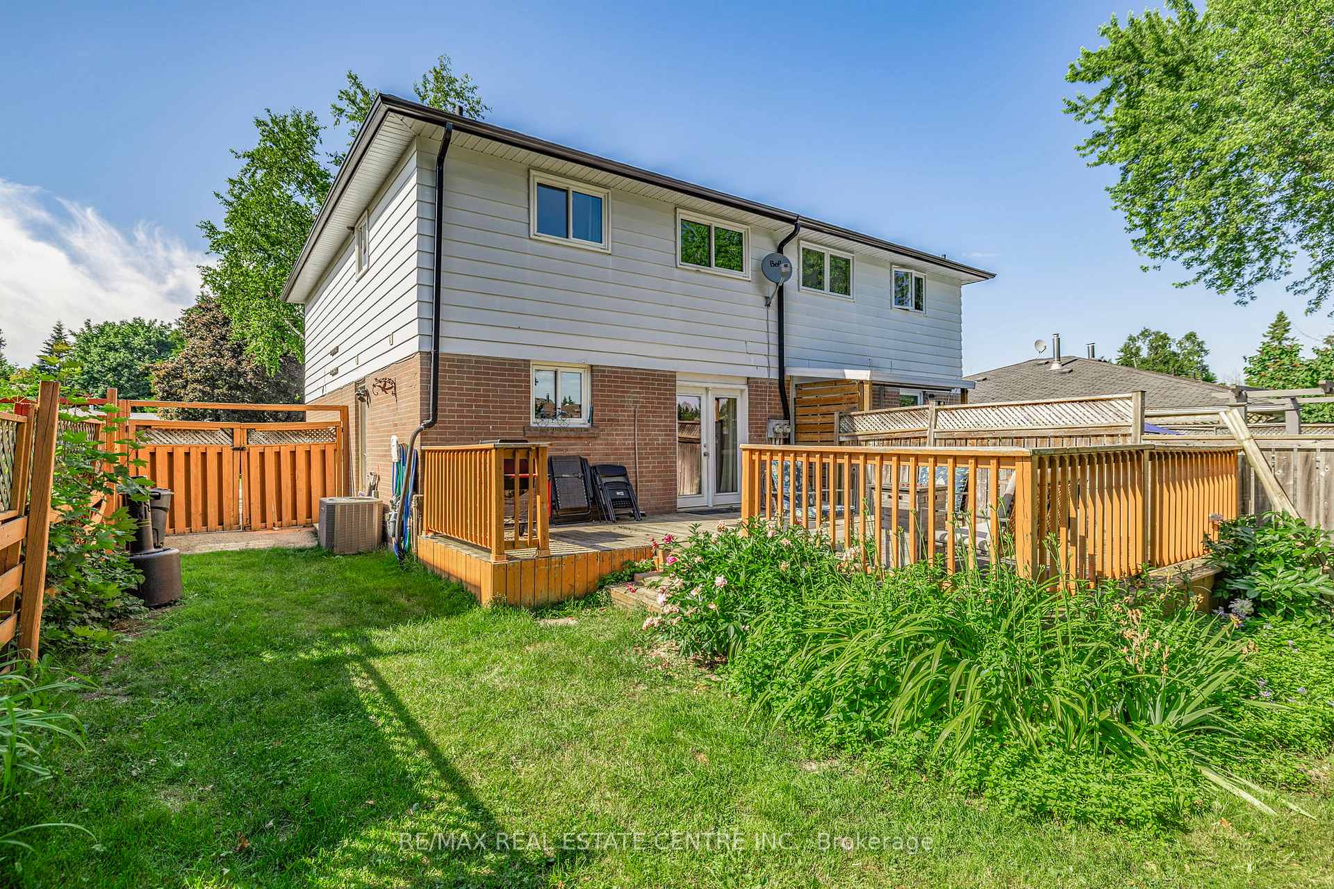 Photo 30 of 24 Carlton Drive, Orangeville — HOMEH
