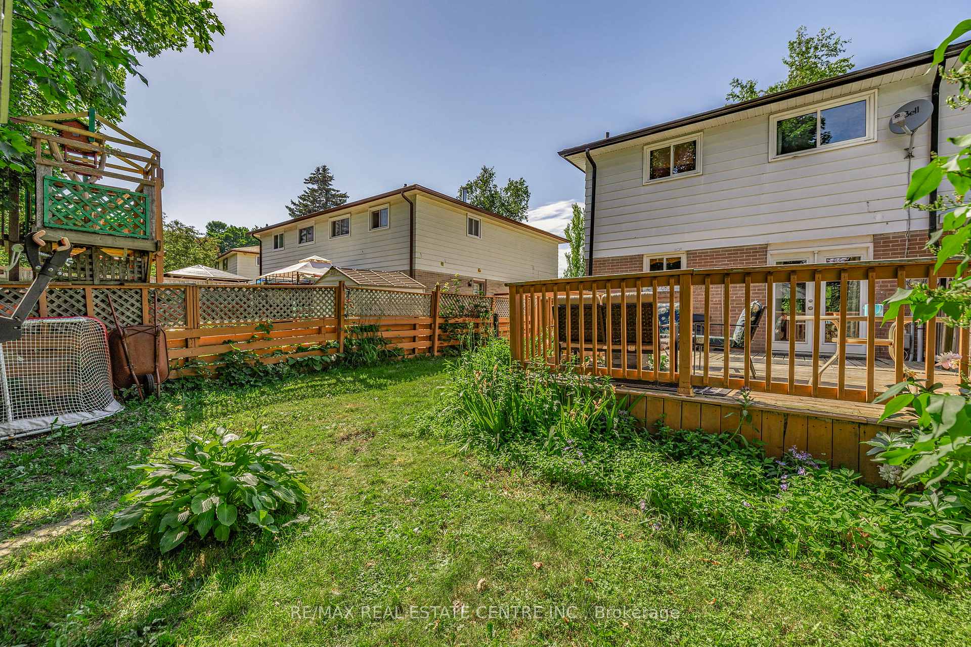 Photo 44 of 24 Carlton Drive, Orangeville — HOMEH
