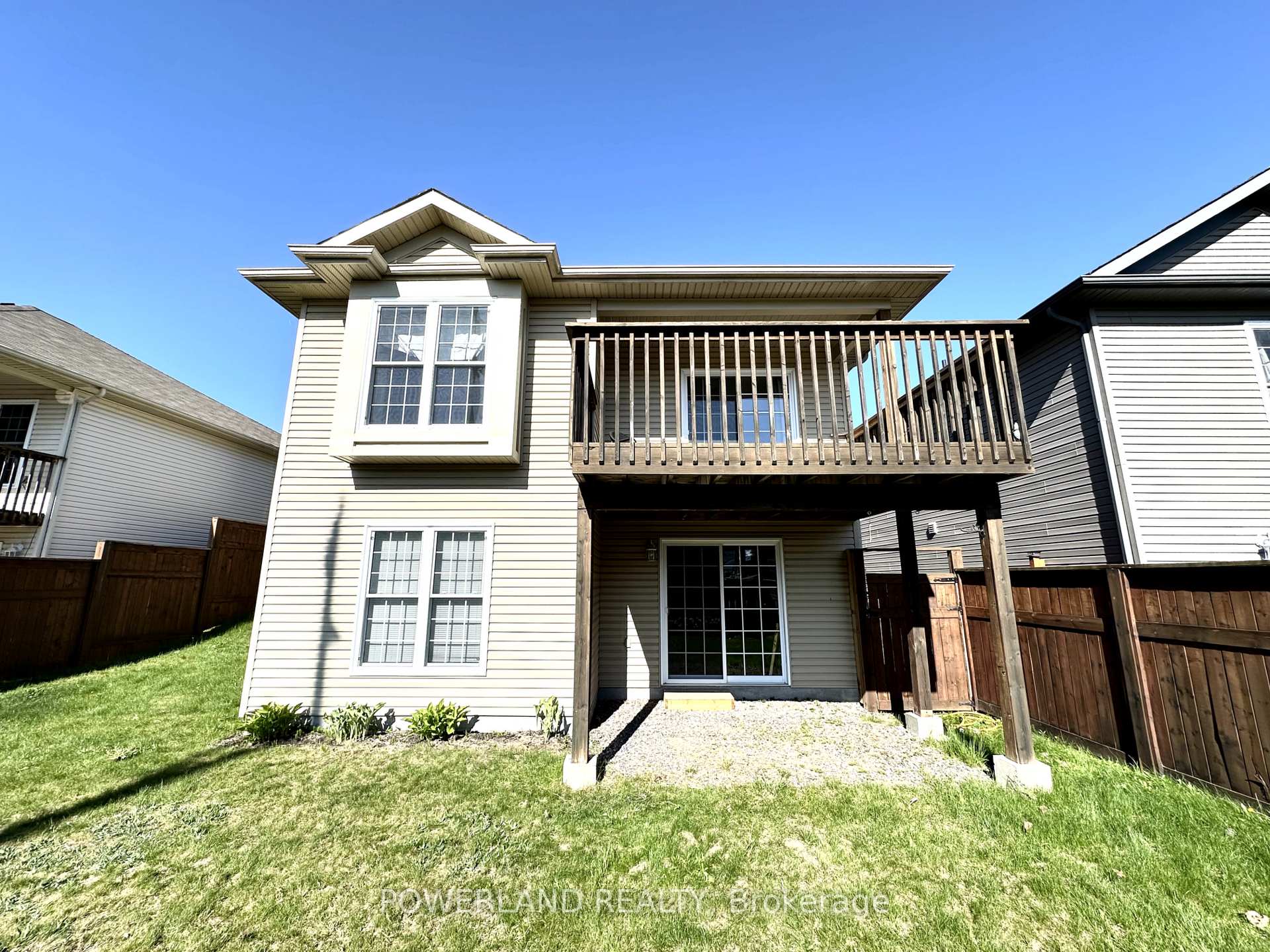 Photo 5 of 21 Brookland Drive, North Bay, Ferris — HOMEH