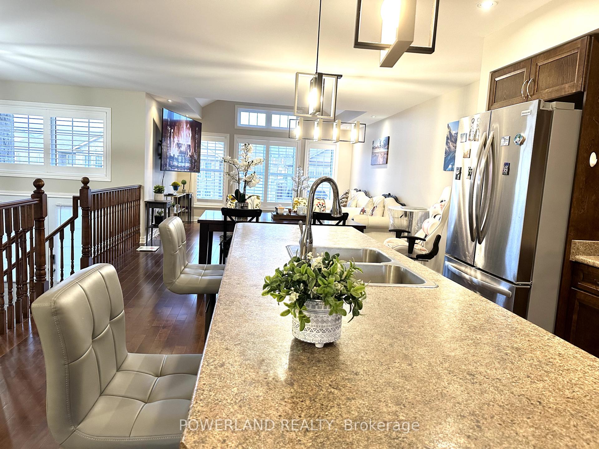 Photo 13 of 21 Brookland Drive, North Bay, Ferris — HOMEH
