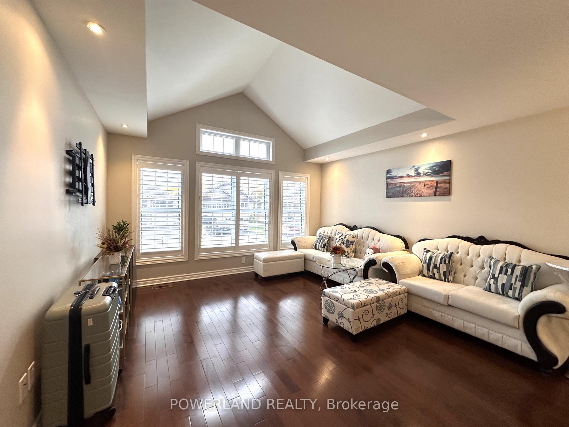 Photo 23 of 21 Brookland Drive, North Bay, Ferris — HOMEH