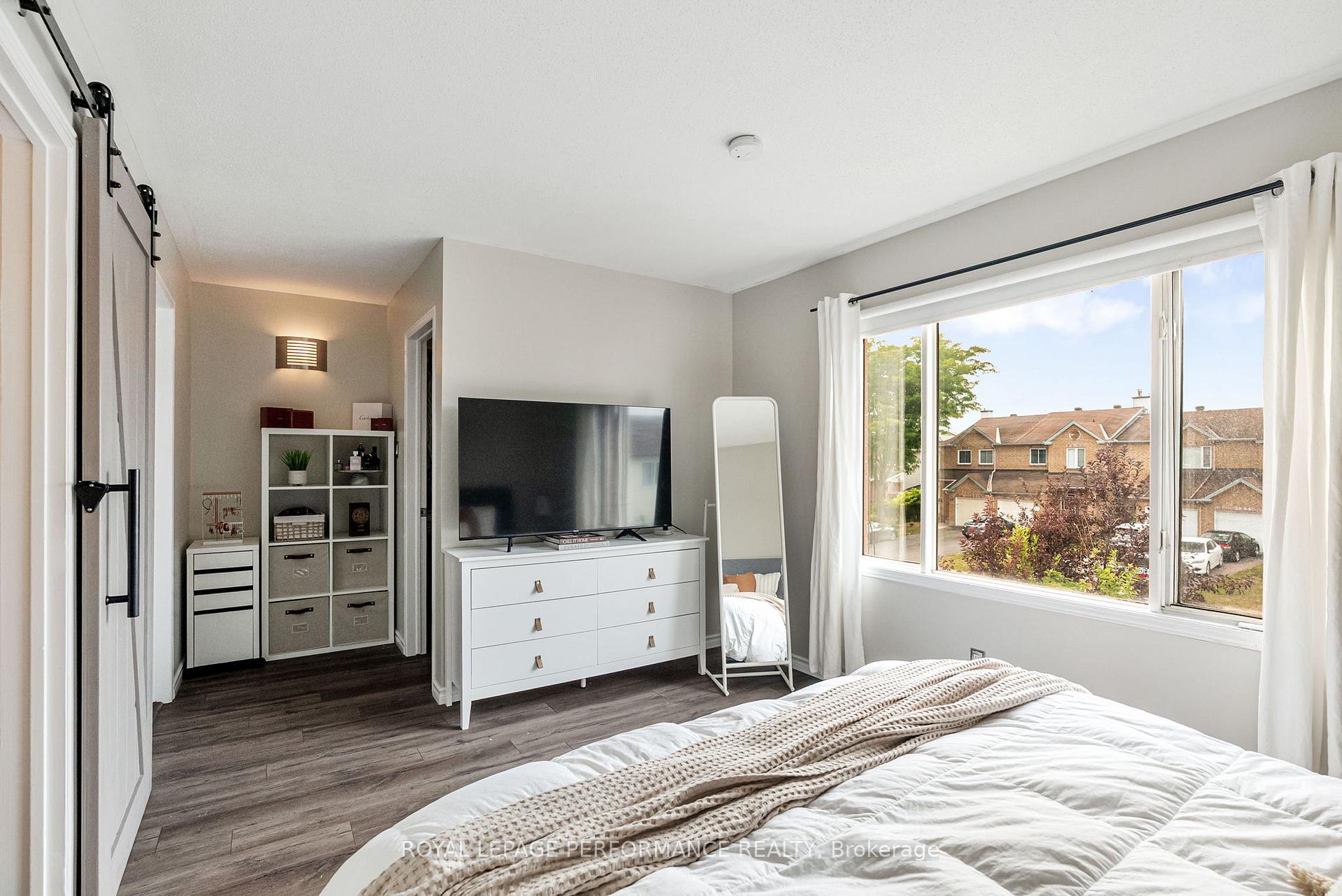 Photo 19 of 1631 Greywood Drive, Ottawa, Chateauneuf — HOMEH