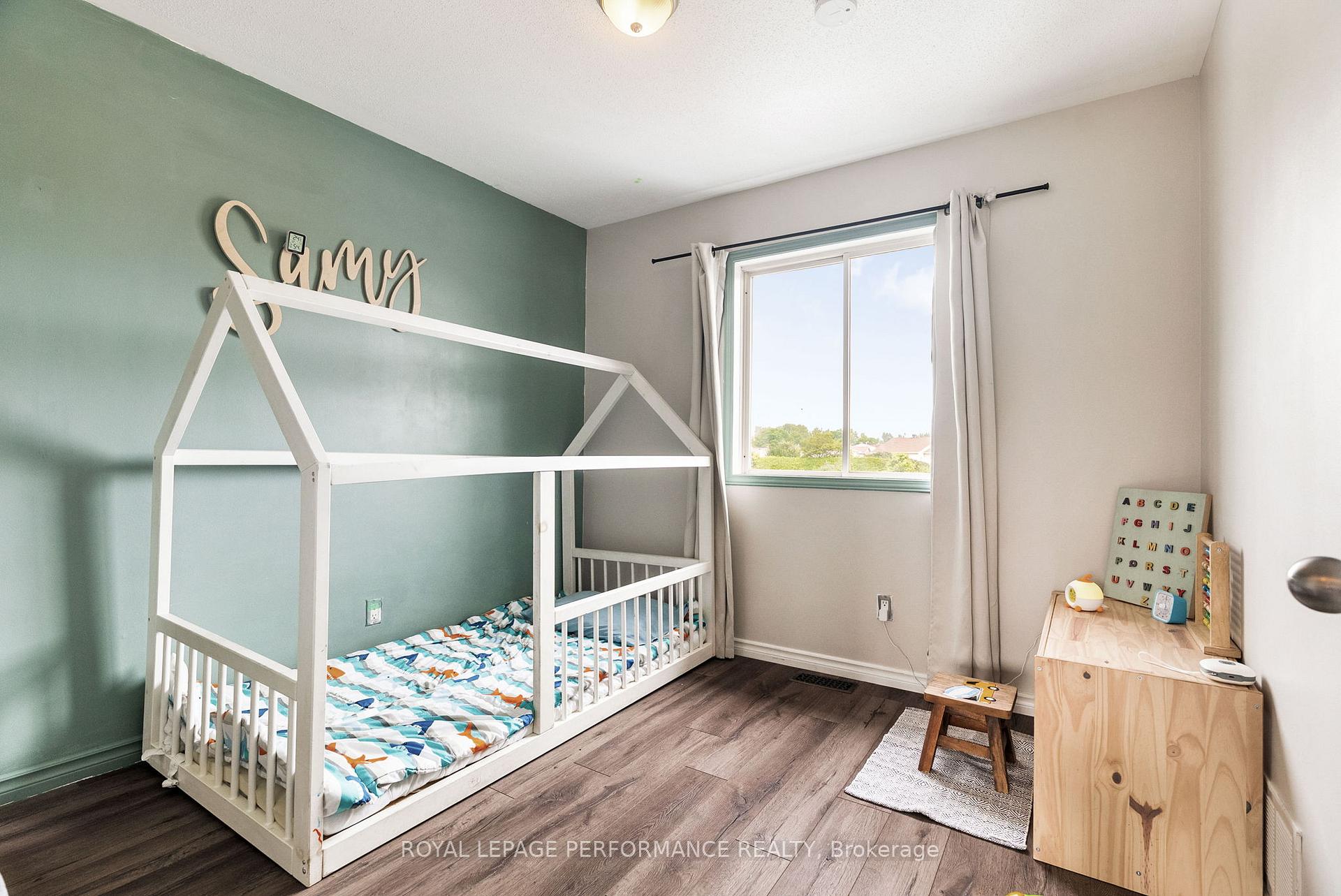 Photo 22 of 1631 Greywood Drive, Ottawa, Chateauneuf — HOMEH