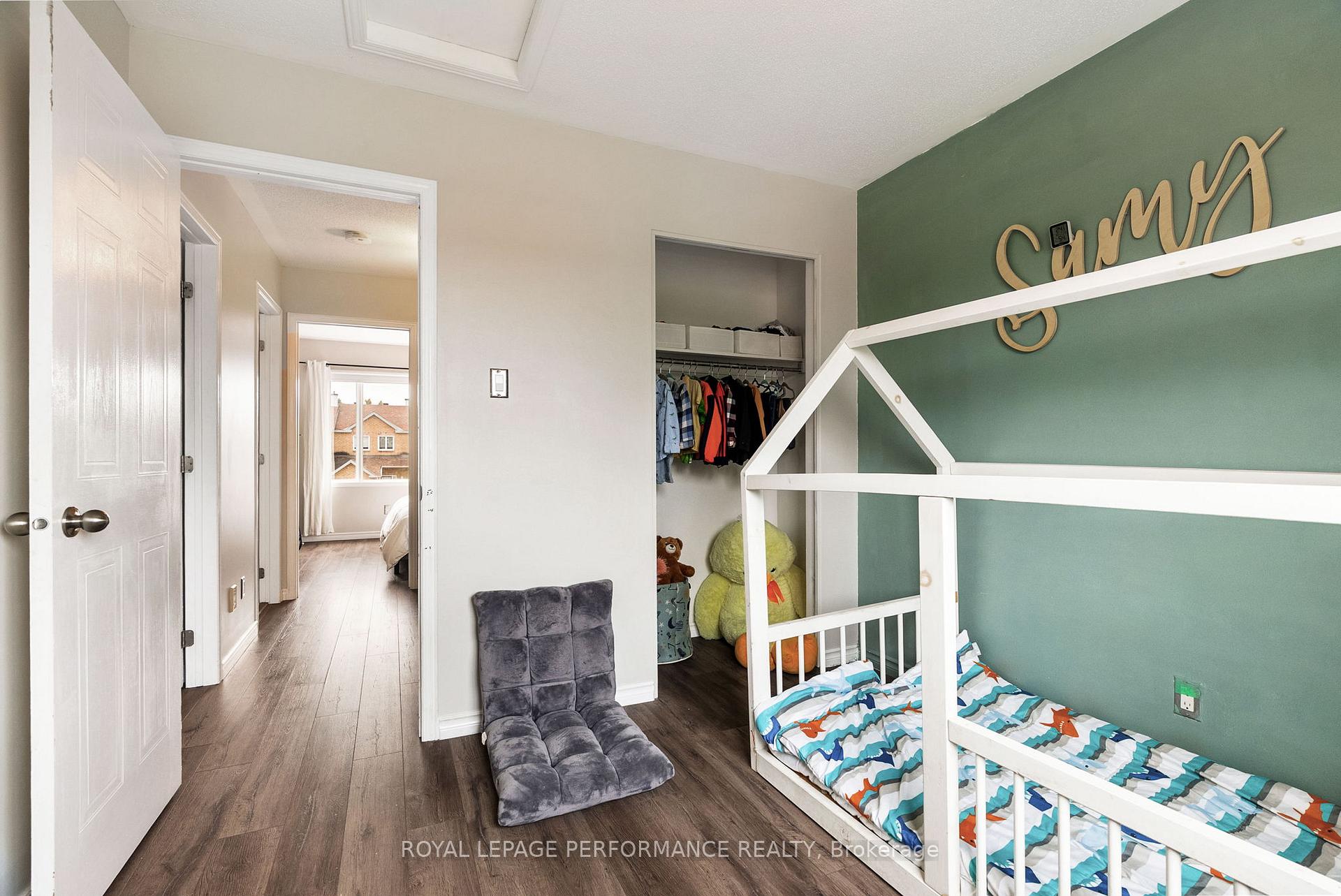 Photo 23 of 1631 Greywood Drive, Ottawa, Chateauneuf — HOMEH
