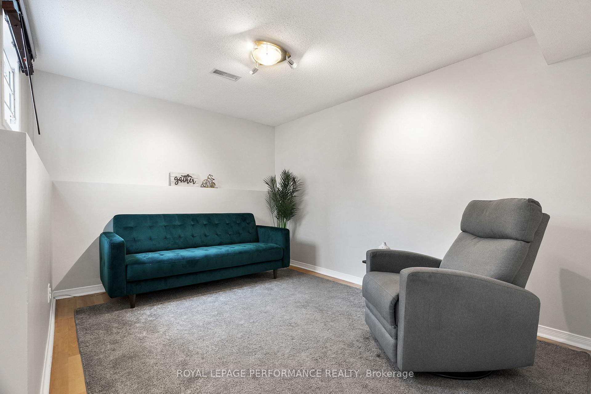 Photo 28 of 1631 Greywood Drive, Ottawa, Chateauneuf — HOMEH