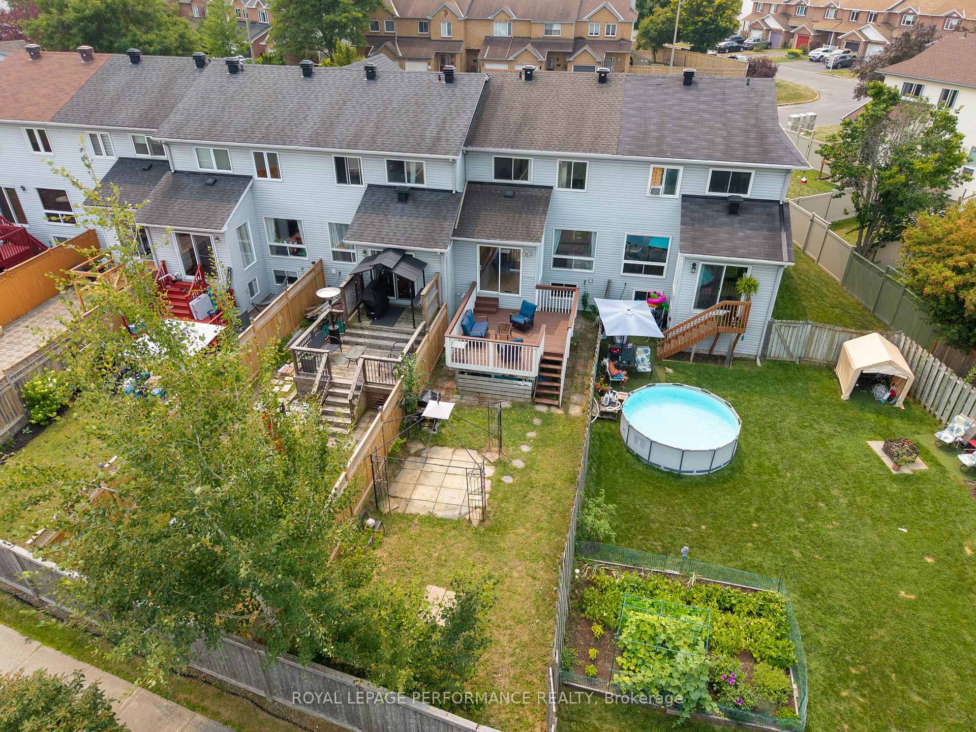 Photo 33 of 1631 Greywood Drive, Ottawa, Chateauneuf — HOMEH