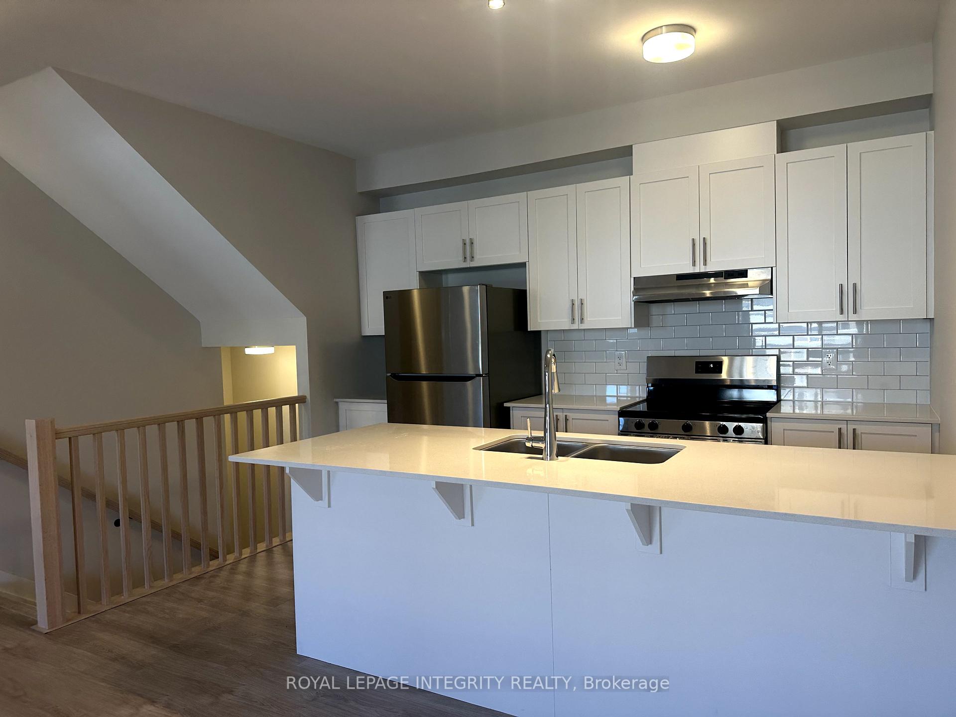 Photo 6 of 118 Ryan Reynolds Way, Ottawa, Avalon West — HOMEH
