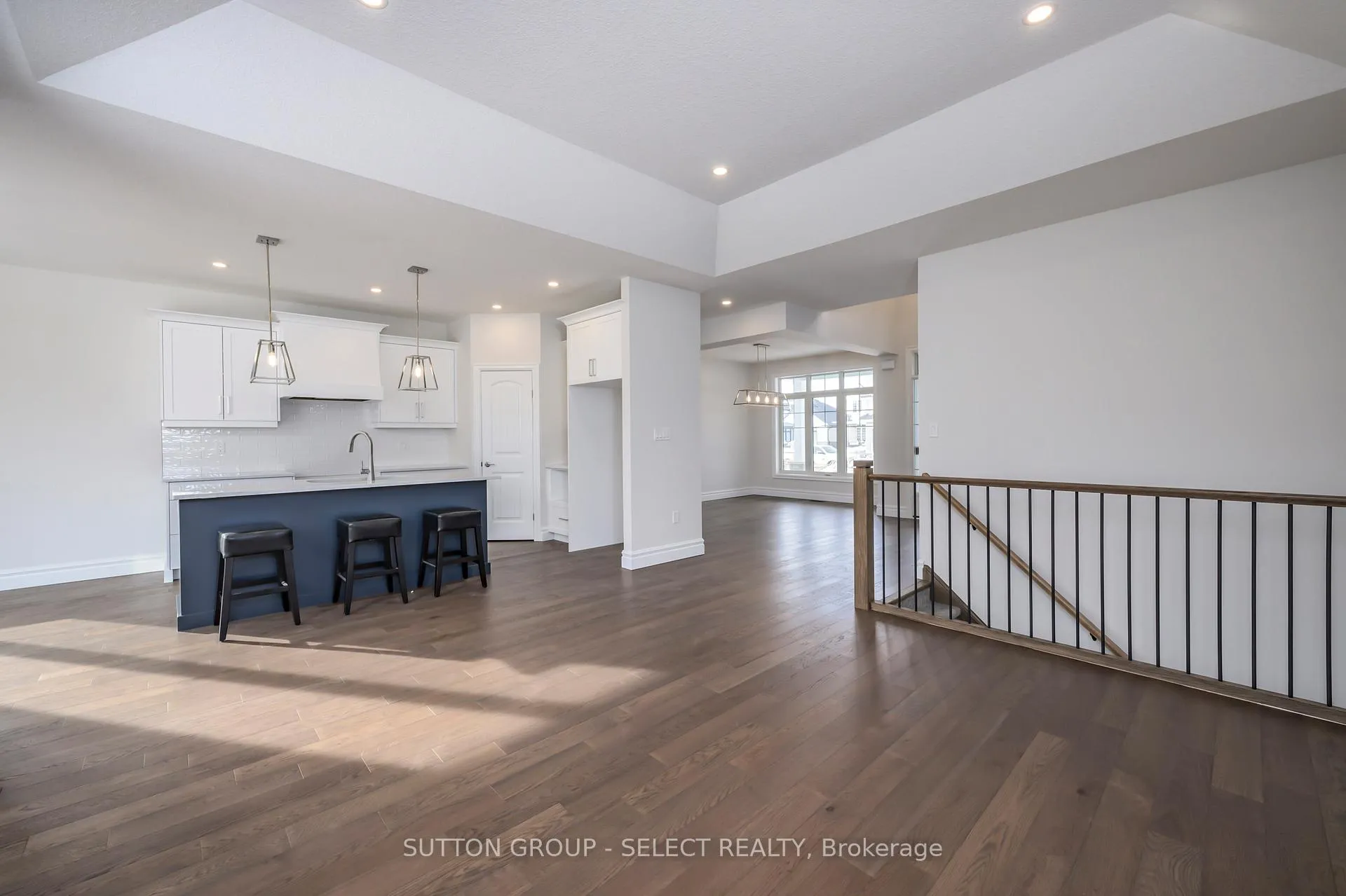 Photo 8 of 7 Spruce Crescent, North Middlesex, Parkhill — HOMEH