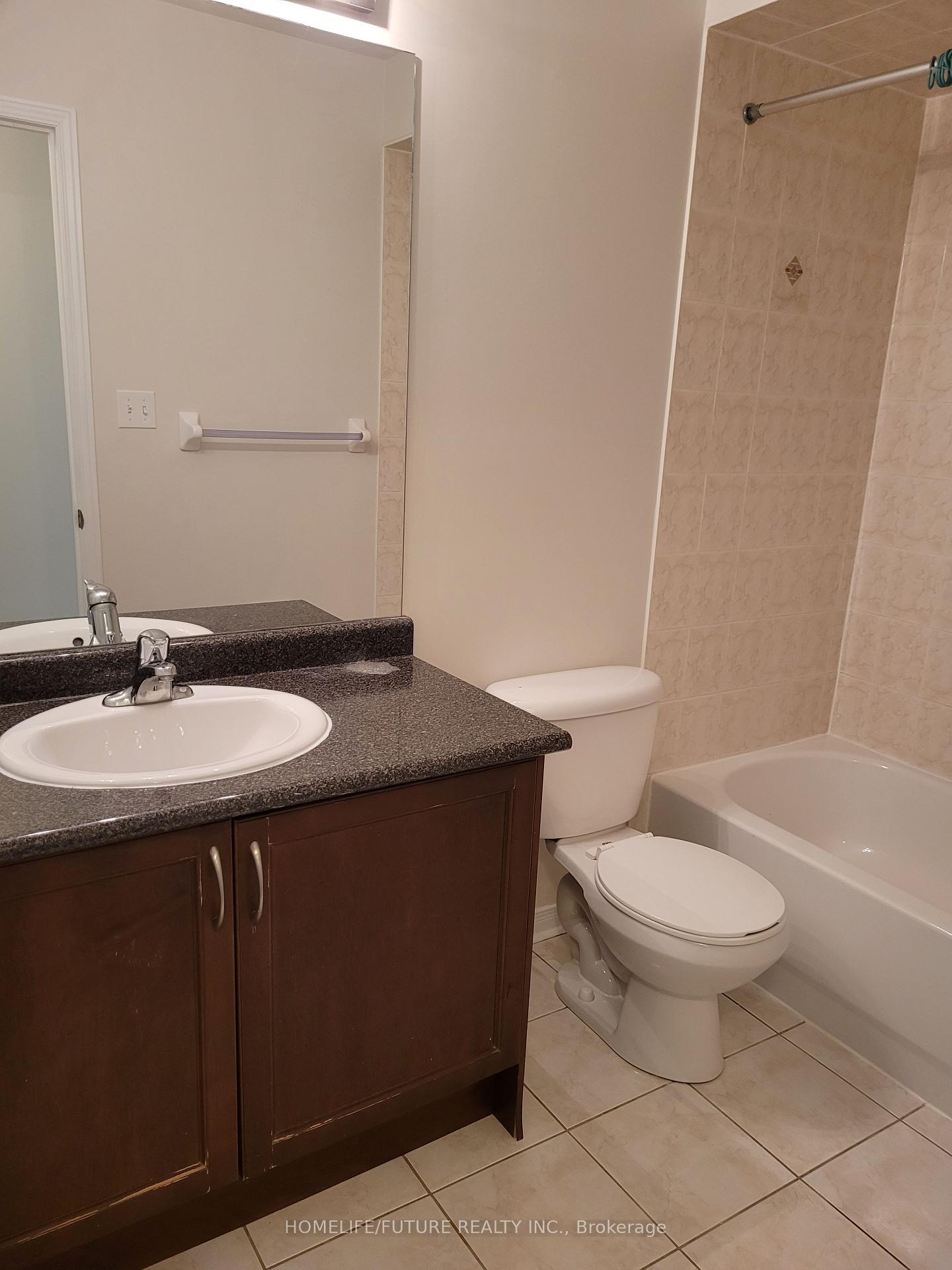 Photo 10 of 5 Wahba Way, Markham, Middlefield — HOMEH