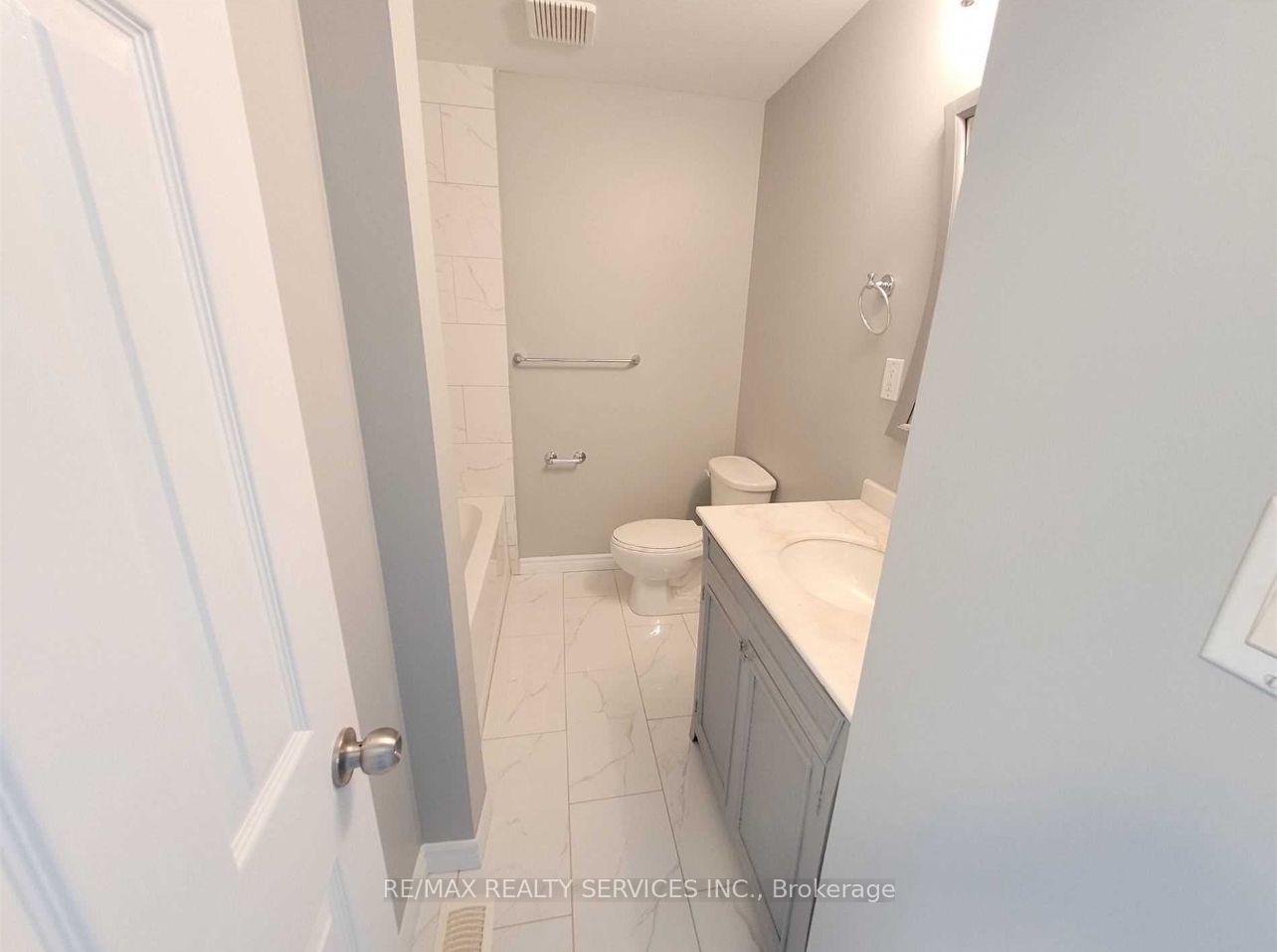 Photo 9 of Unit Upper, 47 Princess Street, Orangeville — HOMEH