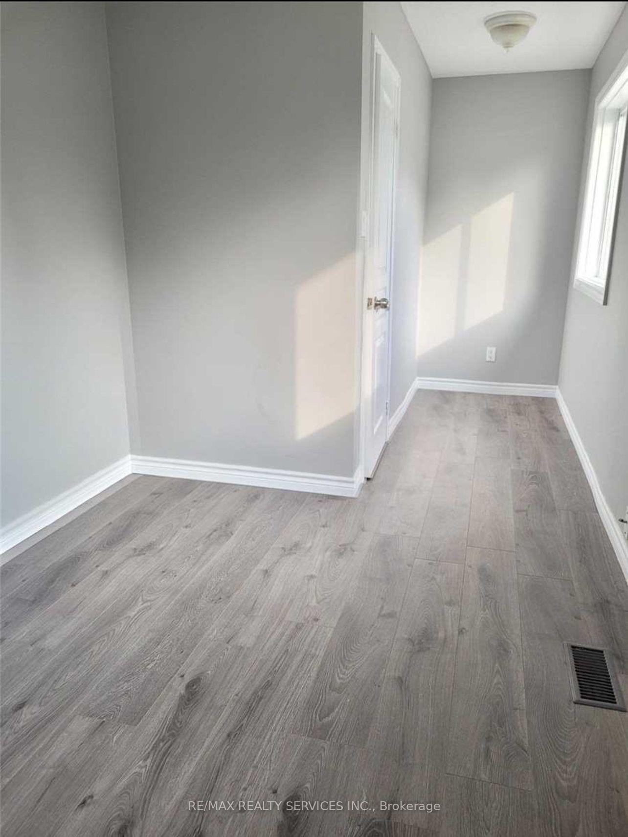Photo 10 of Unit Upper, 47 Princess Street, Orangeville — HOMEH