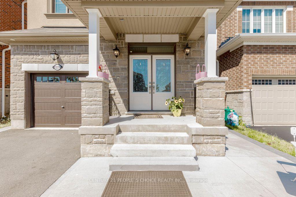 Photo 1 of 1221 Hazel Way, Milton, Cobban — HOMEH