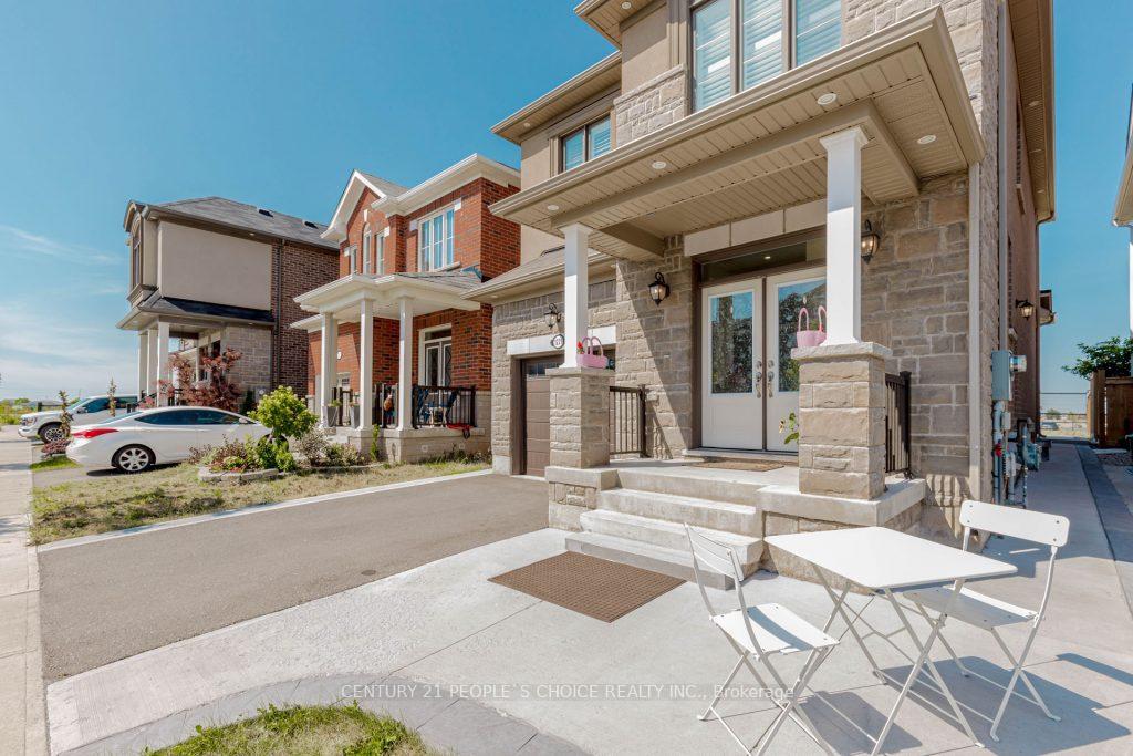 Photo 3 of 1221 Hazel Way, Milton, Cobban — HOMEH