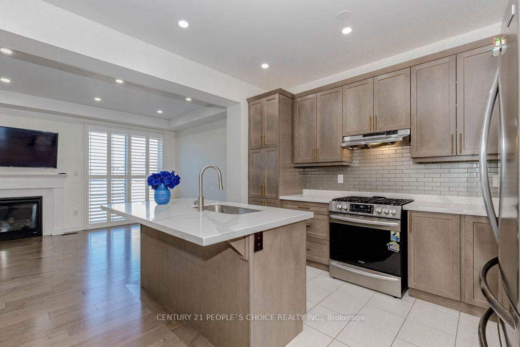 Photo 7 of 1221 Hazel Way, Milton, Cobban — HOMEH