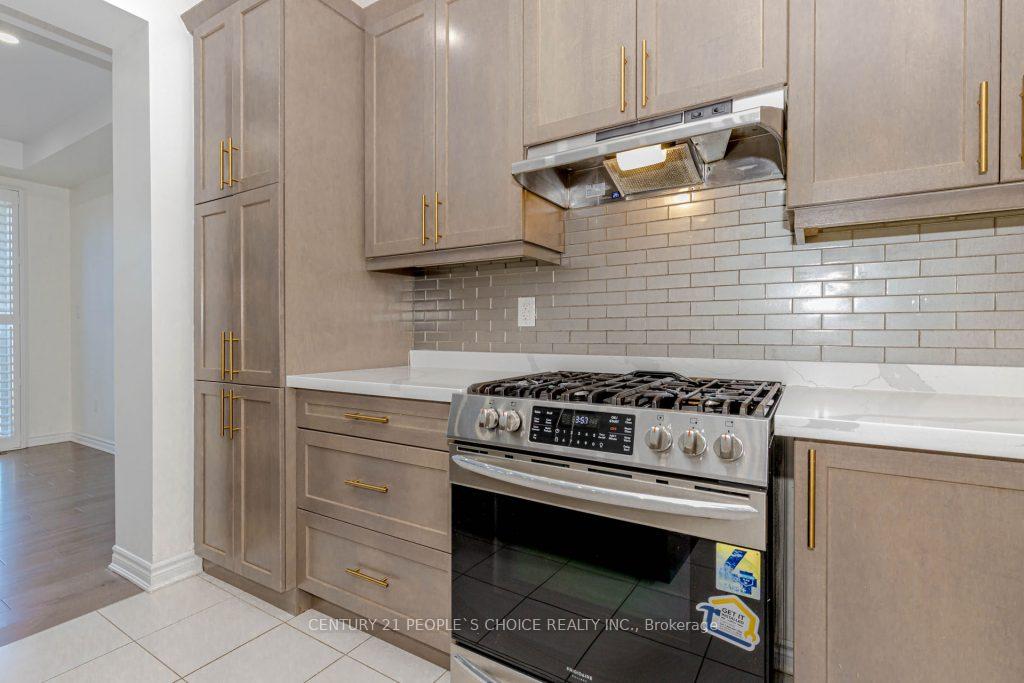Photo 8 of 1221 Hazel Way, Milton, Cobban — HOMEH