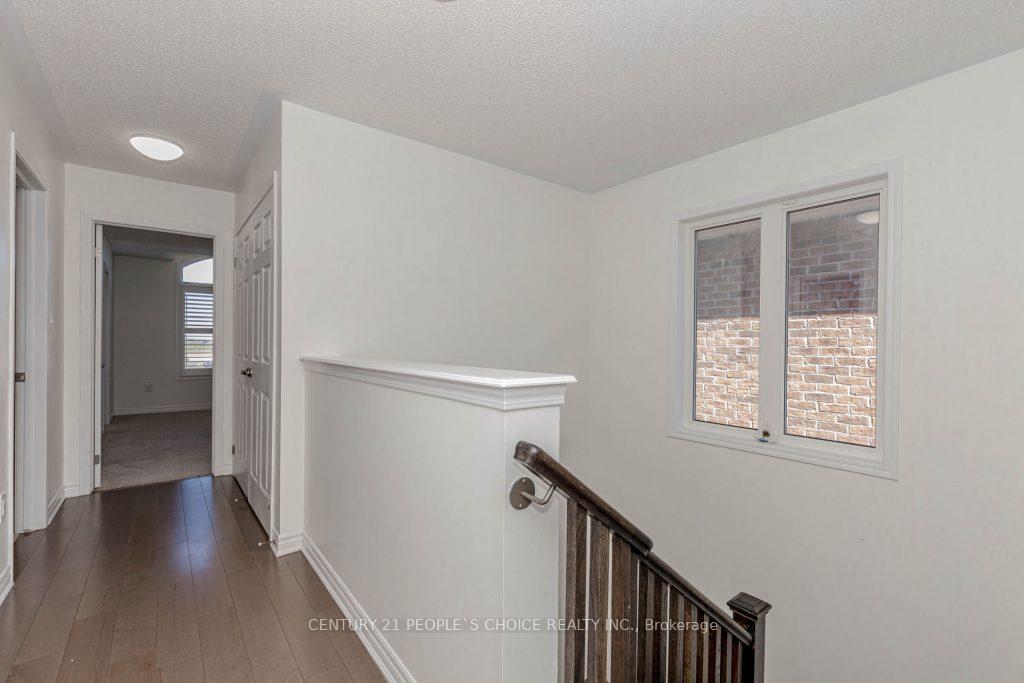Photo 14 of 1221 Hazel Way, Milton, Cobban — HOMEH