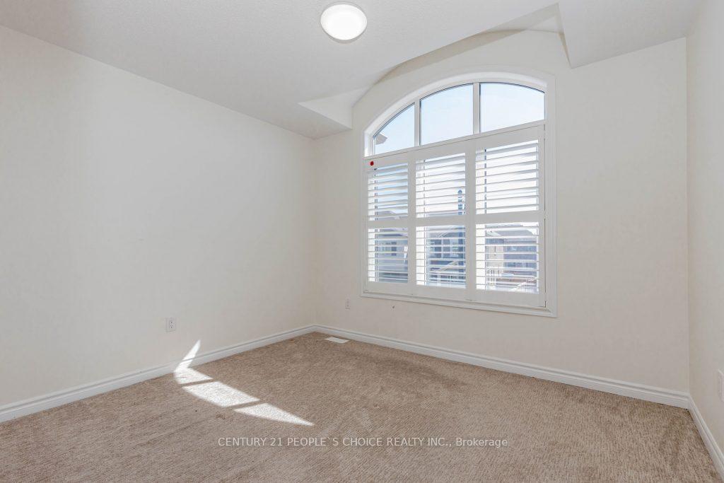 Photo 18 of 1221 Hazel Way, Milton, Cobban — HOMEH