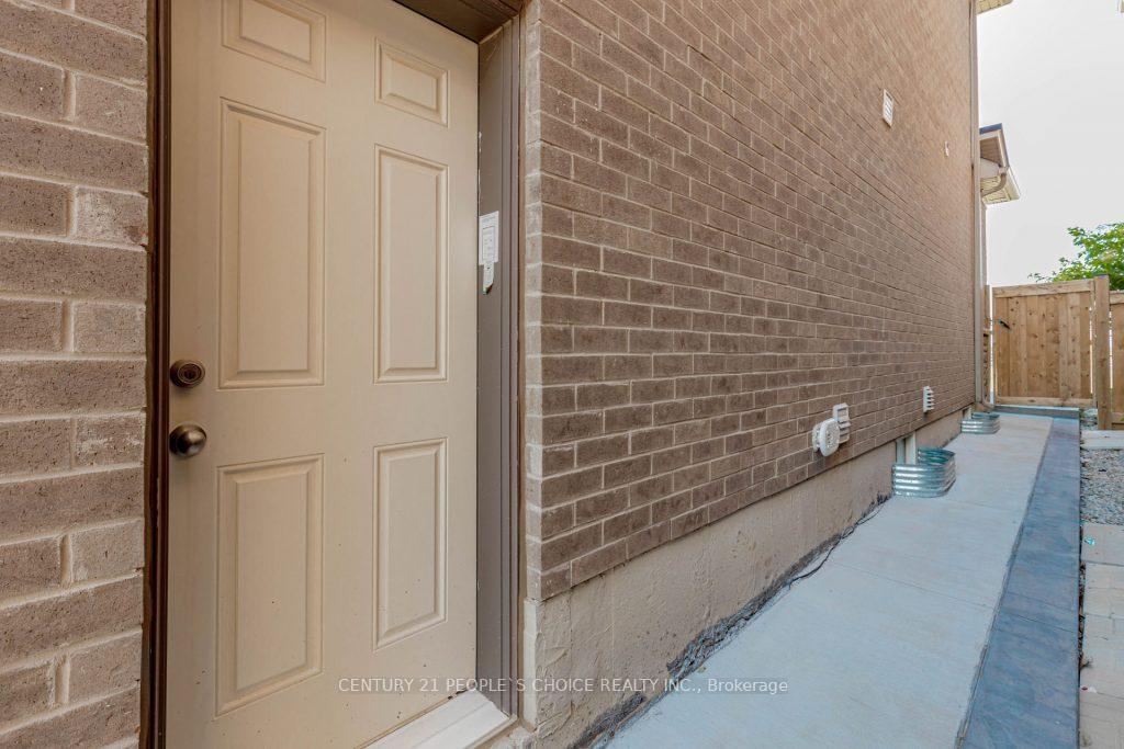 Photo 22 of 1221 Hazel Way, Milton, Cobban — HOMEH