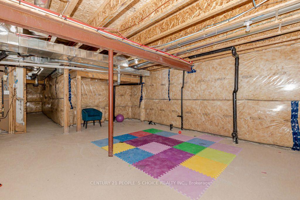 Photo 25 of 1221 Hazel Way, Milton, Cobban — HOMEH