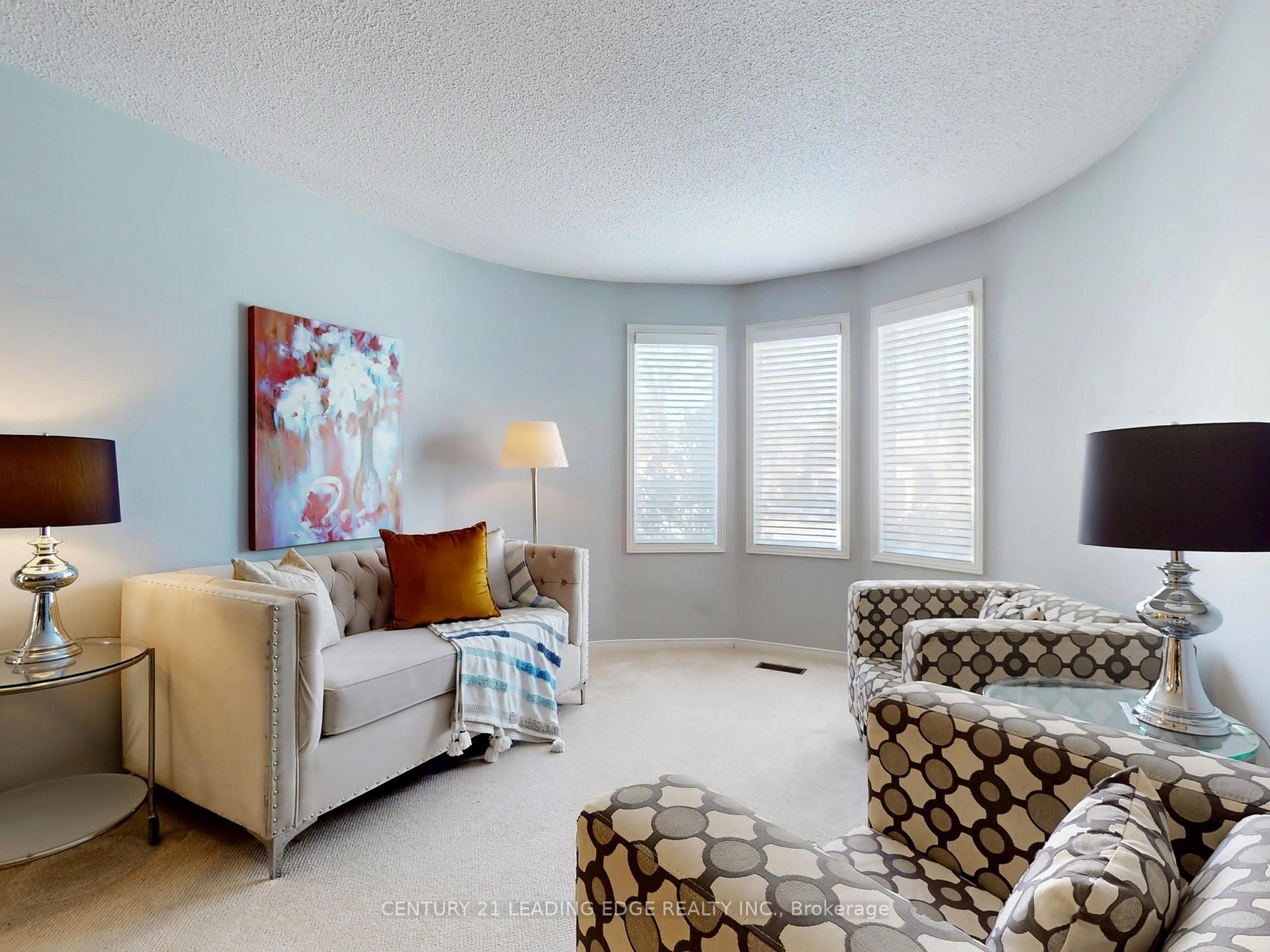 Photo 7 of 115 Tilman Circle, Markham, Markham Village — HOMEH