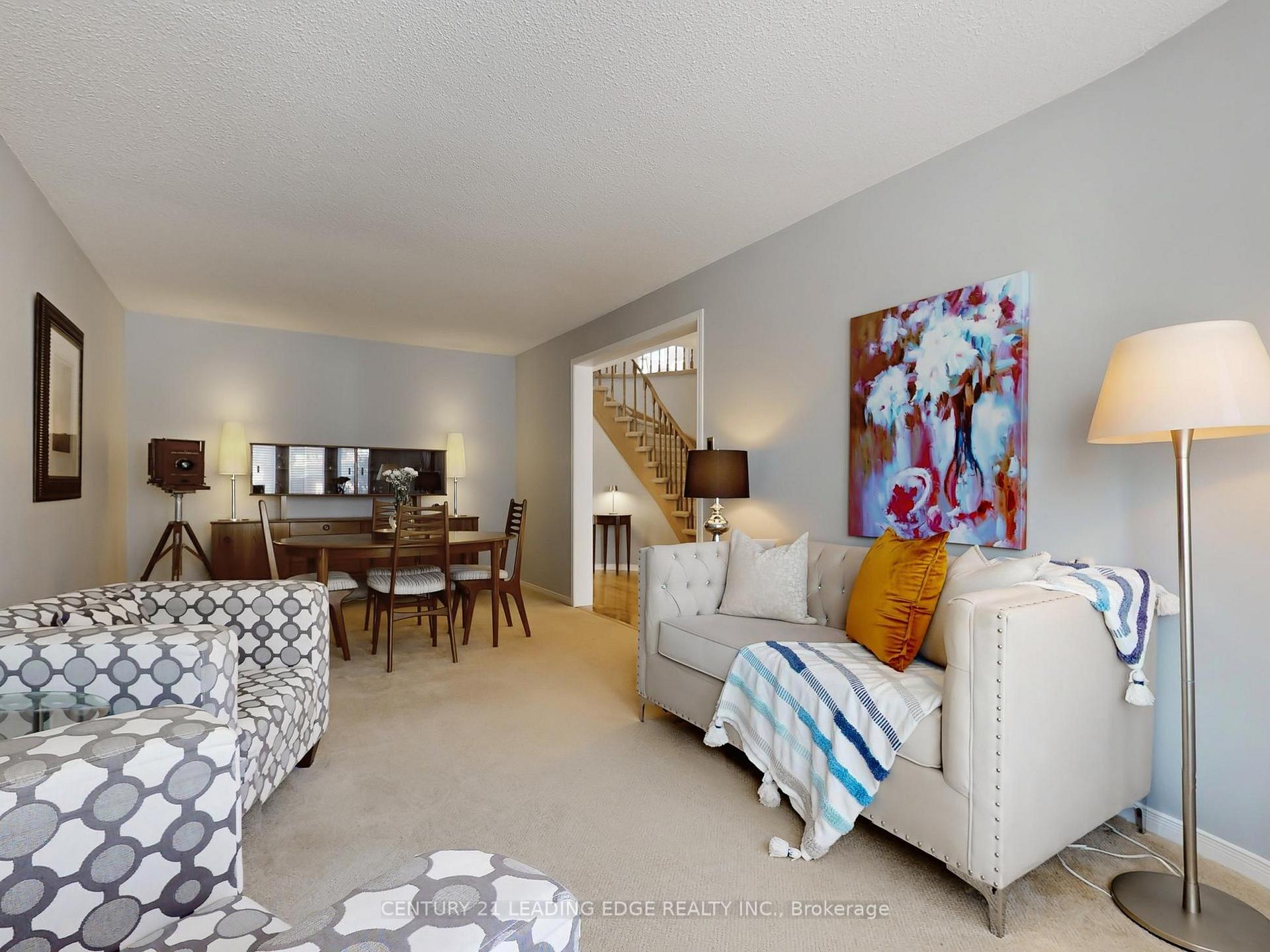 Photo 8 of 115 Tilman Circle, Markham, Markham Village — HOMEH