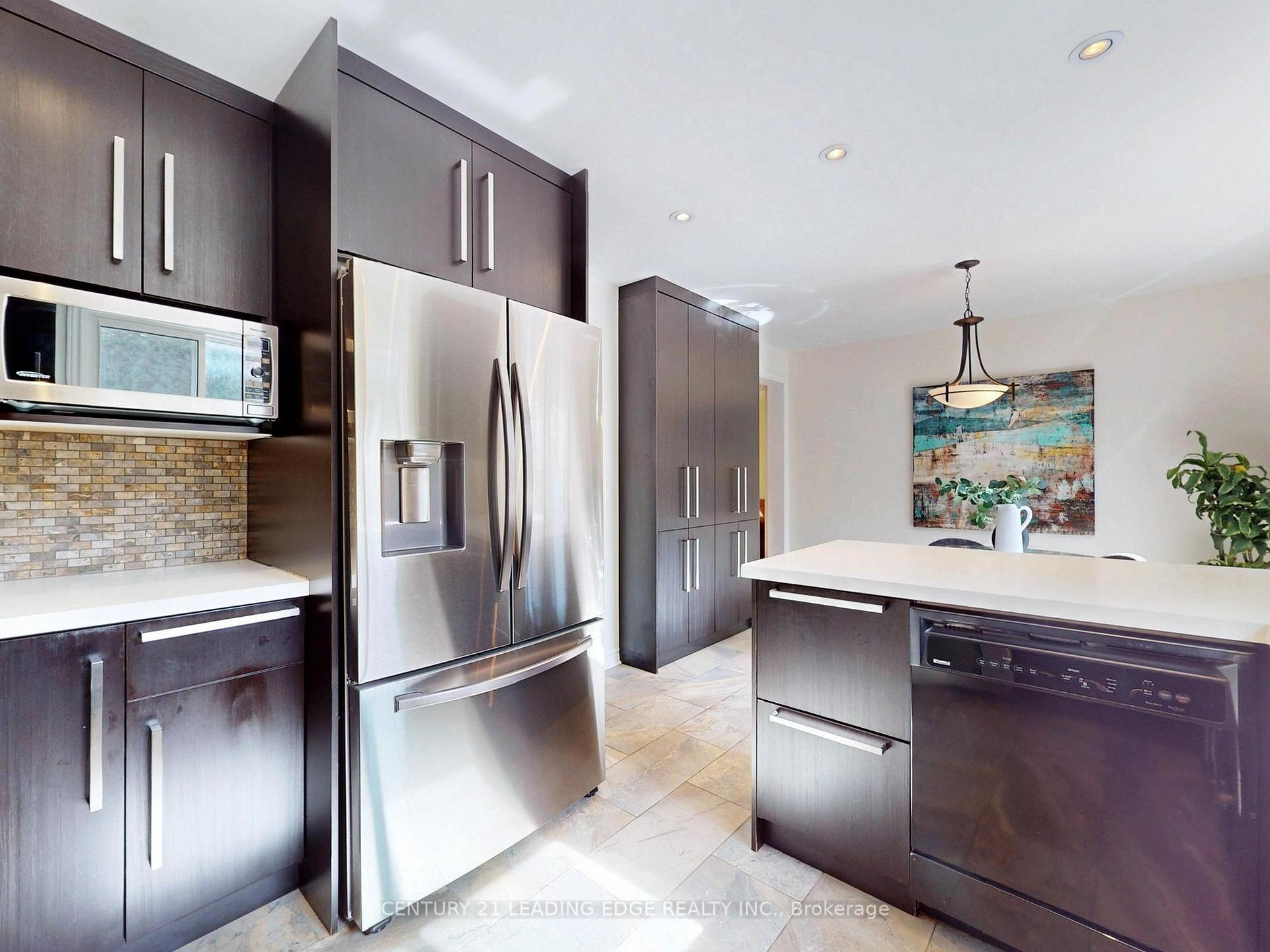 Photo 13 of 115 Tilman Circle, Markham, Markham Village — HOMEH