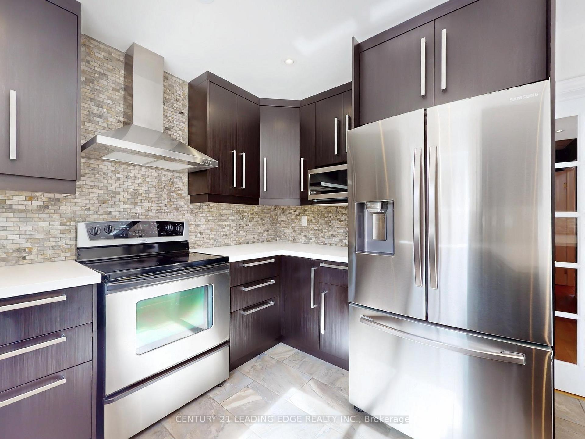 Photo 14 of 115 Tilman Circle, Markham, Markham Village — HOMEH
