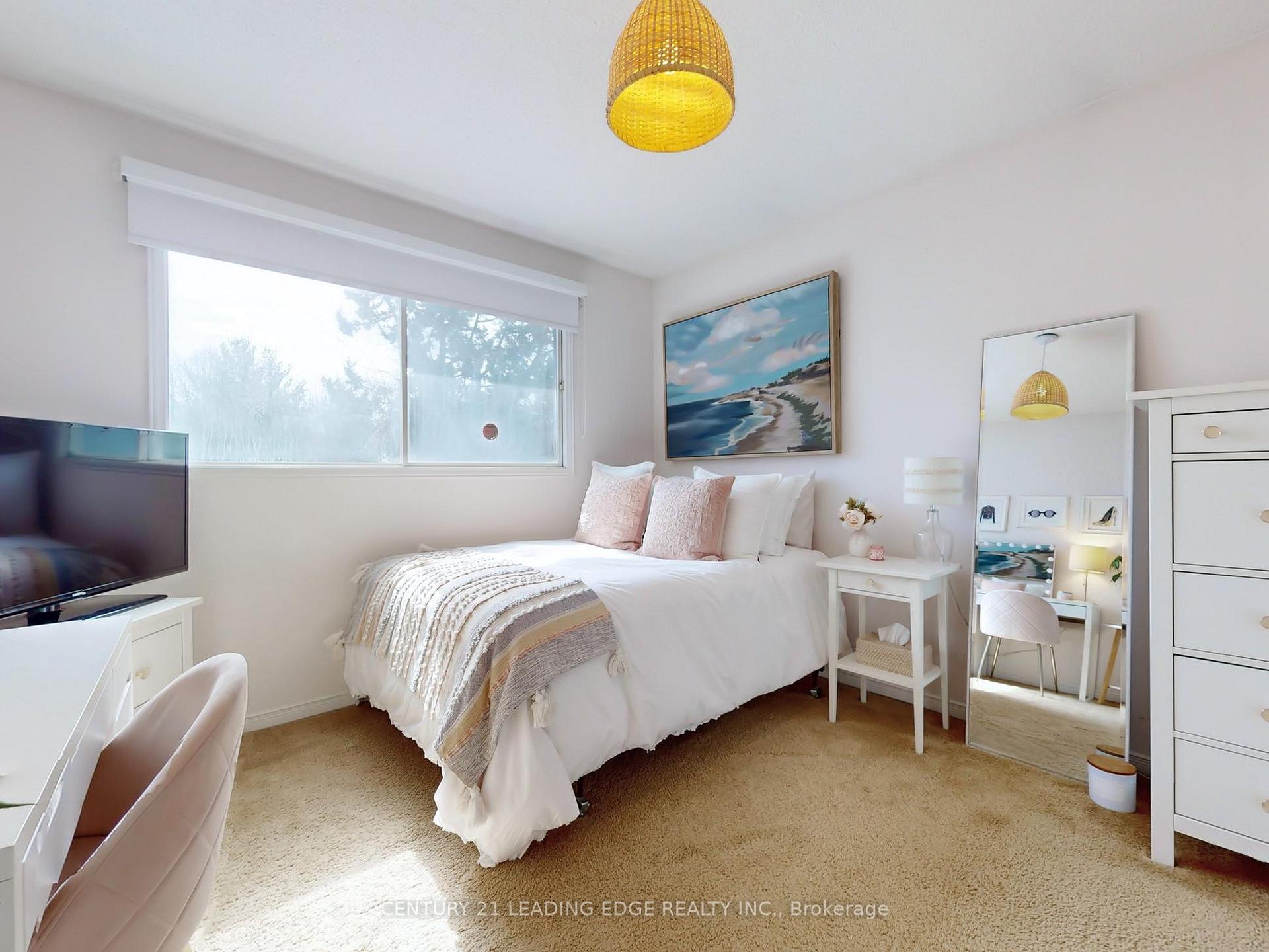 Photo 25 of 115 Tilman Circle, Markham, Markham Village — HOMEH