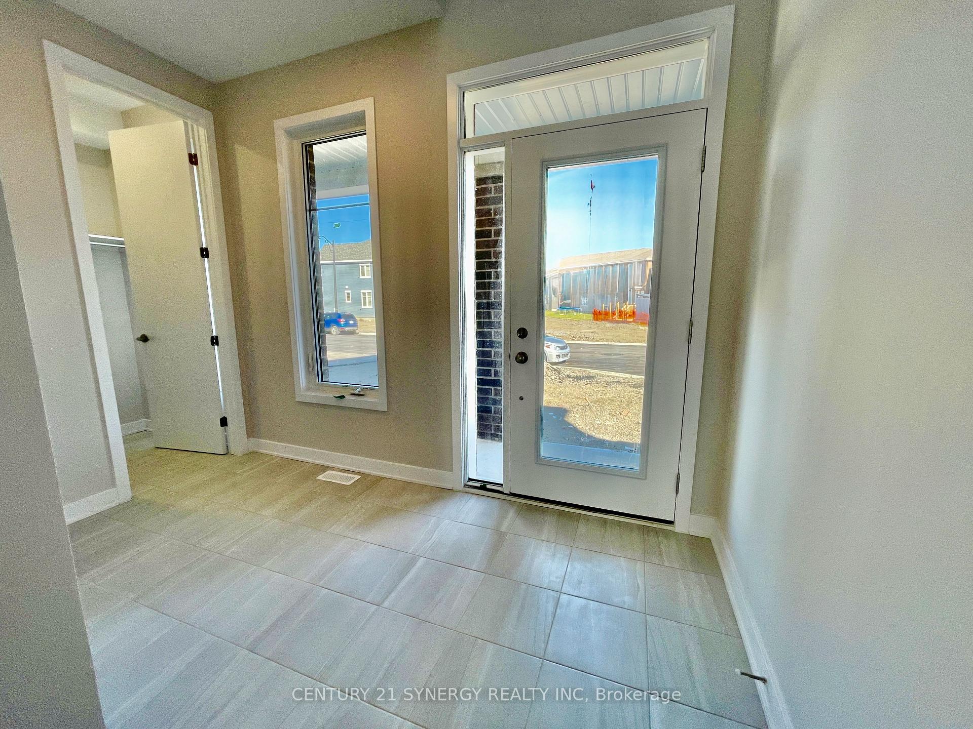 Photo 6 of 862 Henslows Circle, Ottawa, Avalon West — HOMEH
